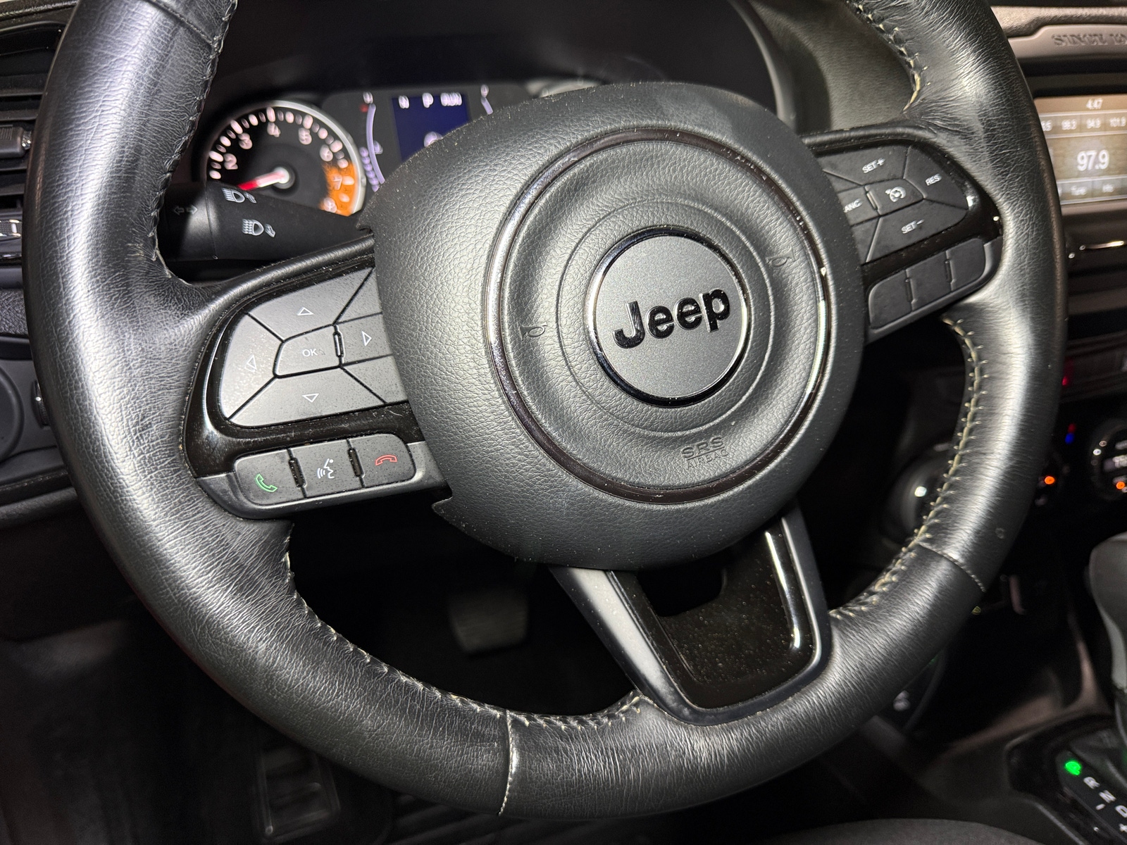 Thumbnail: 2017 Jeep Renegade - 5