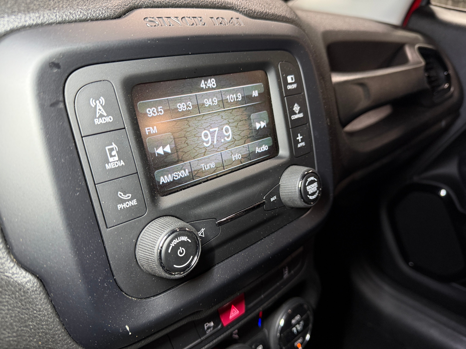 Thumbnail: 2017 Jeep Renegade - 4