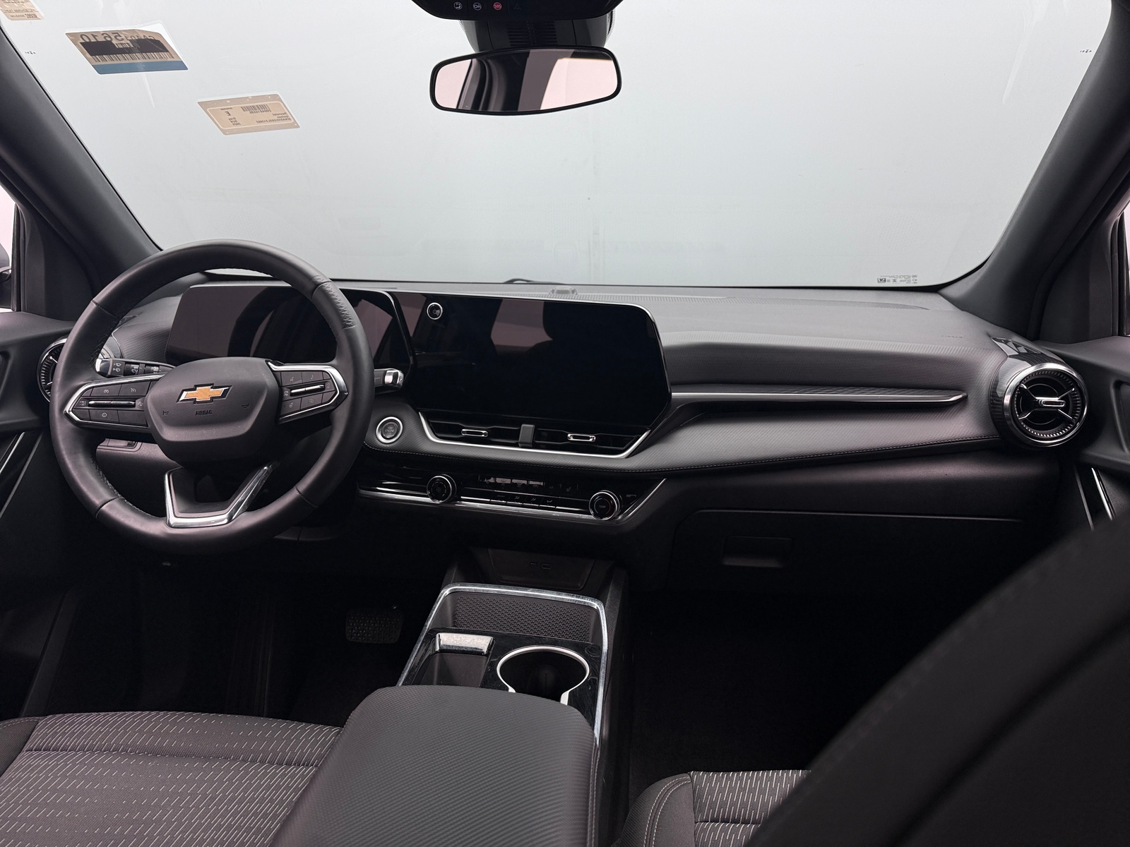 Thumbnail: 2025 Chevrolet Equinox - 3