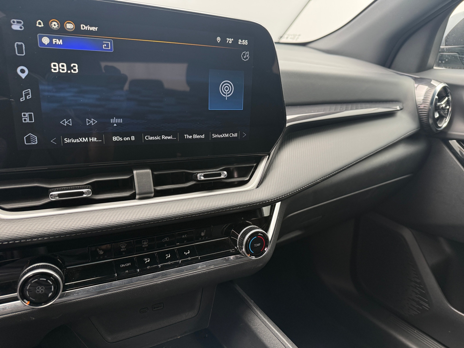 Thumbnail: 2025 Chevrolet Equinox - 4