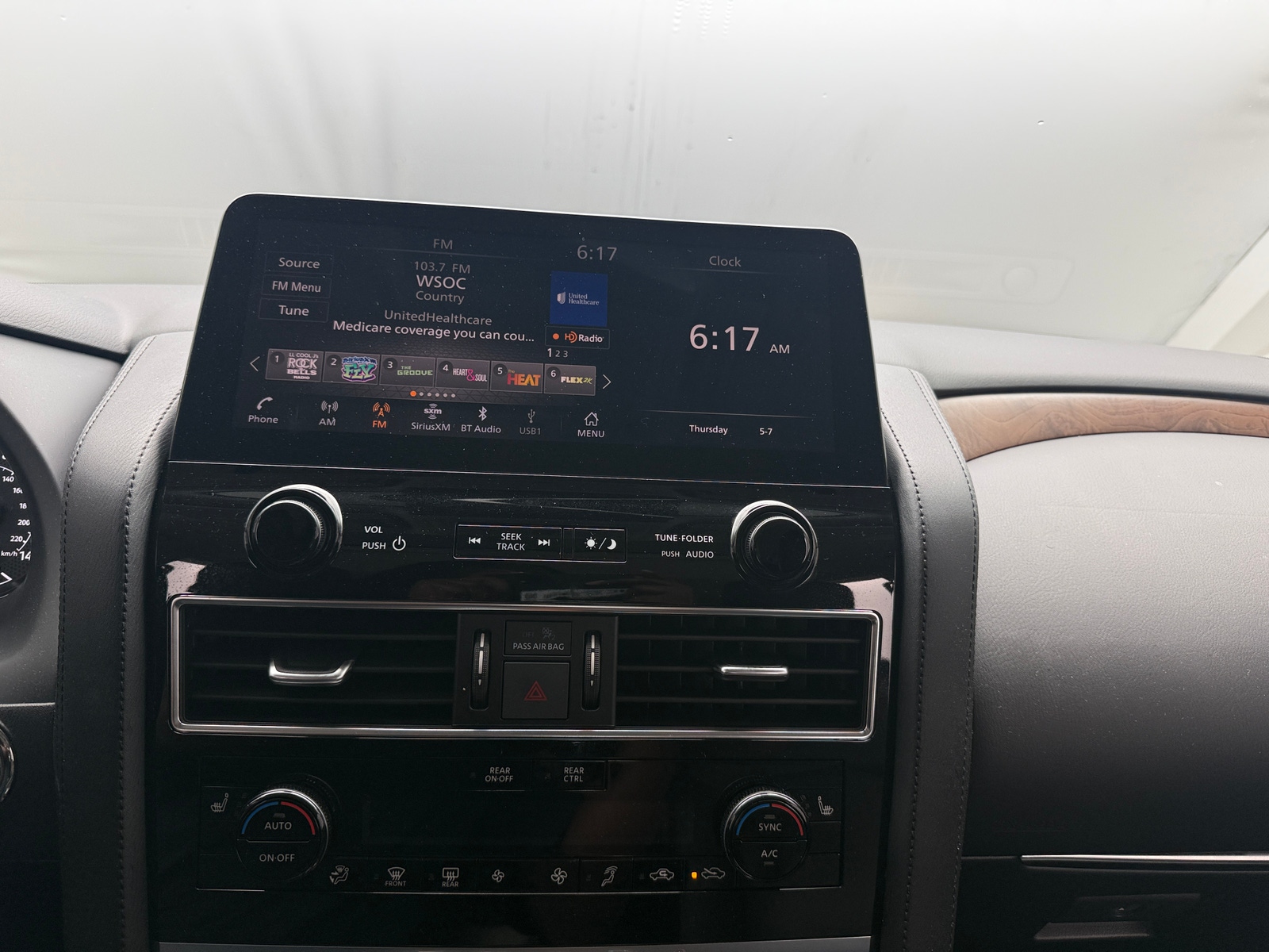 Thumbnail: 2023 Nissan Armada - 3
