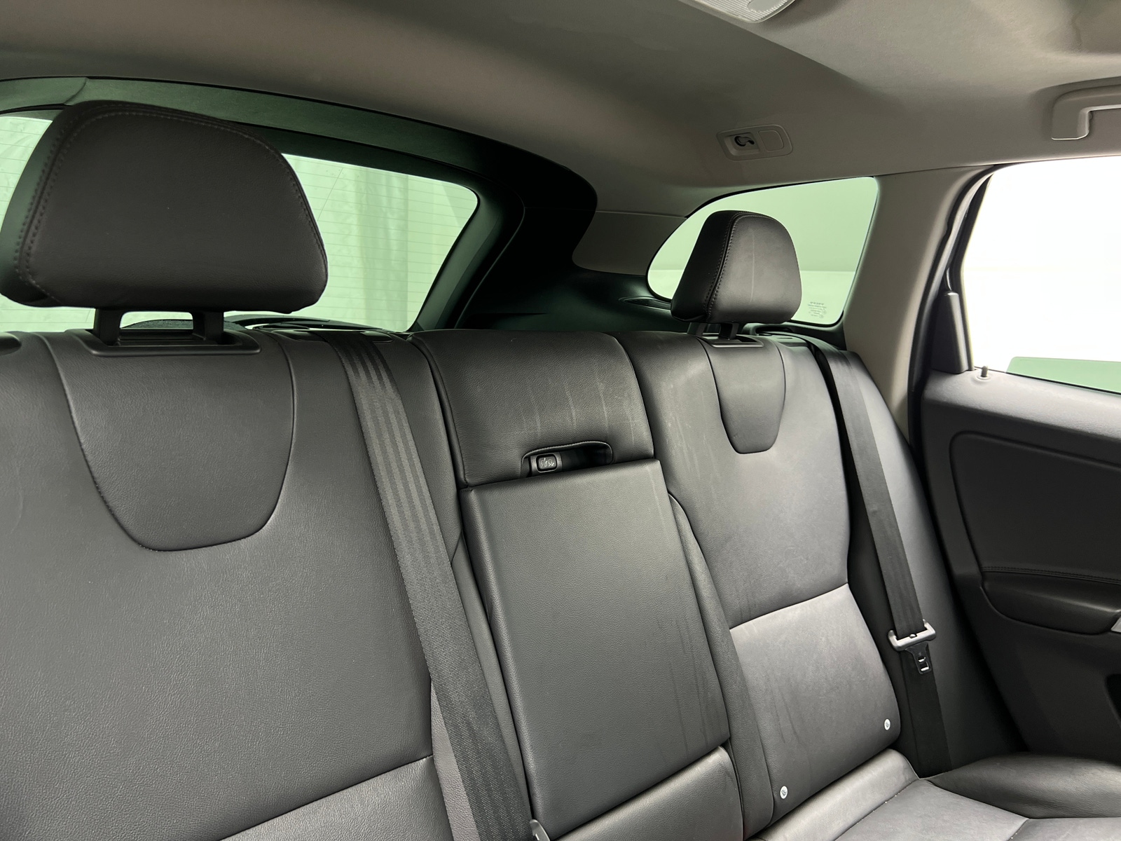 Thumbnail: 2016 Volvo XC60 - 5