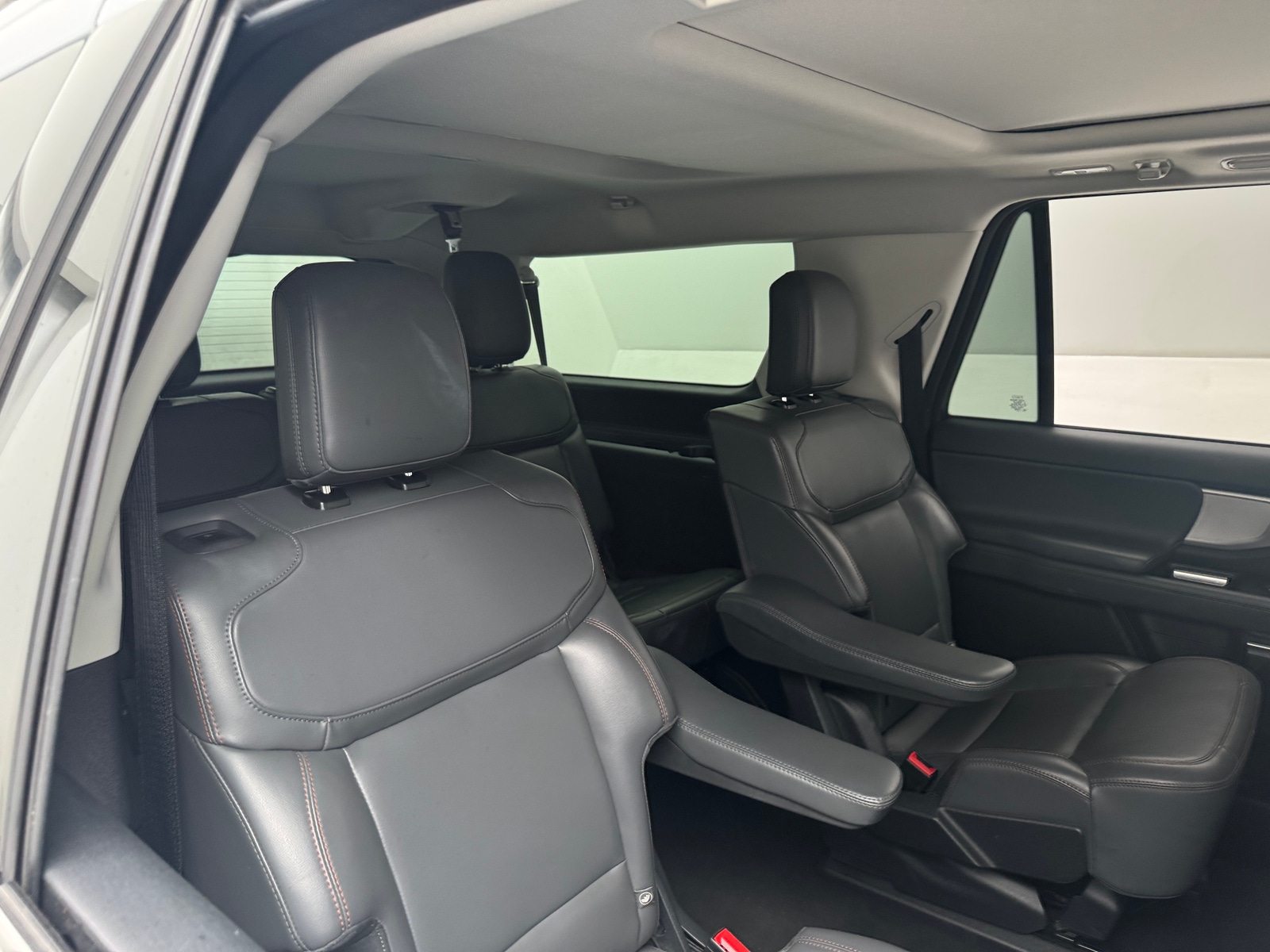 Thumbnail: 2025 Ford Expedition MAX - 5