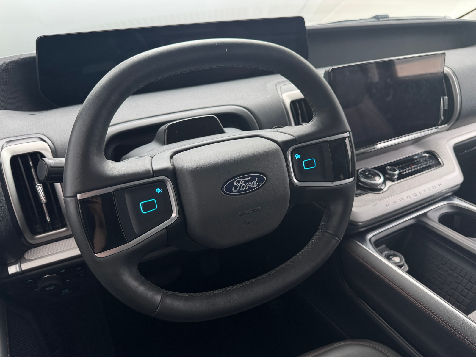 Thumbnail: 2025 Ford Expedition MAX - 4