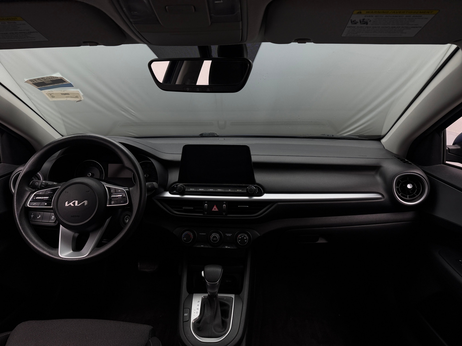 Thumbnail: 2022 Kia Forte - 3