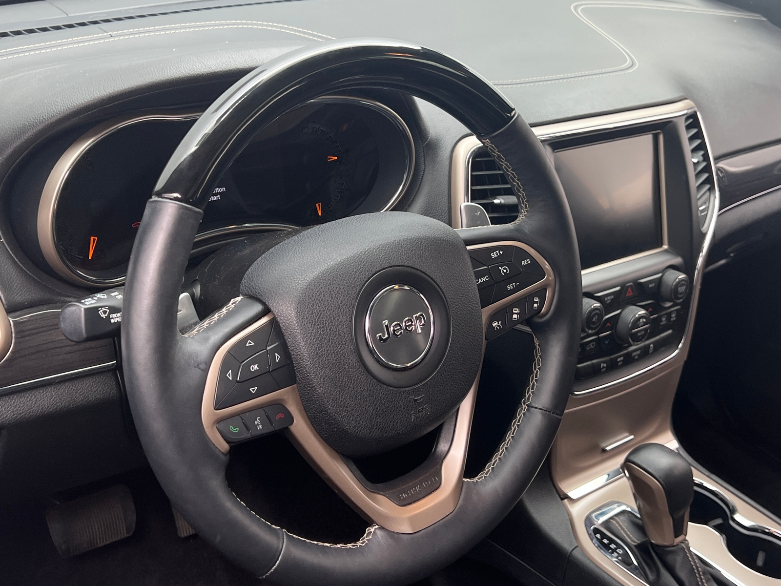 Thumbnail: 2016 Jeep Grand Cherokee - 4