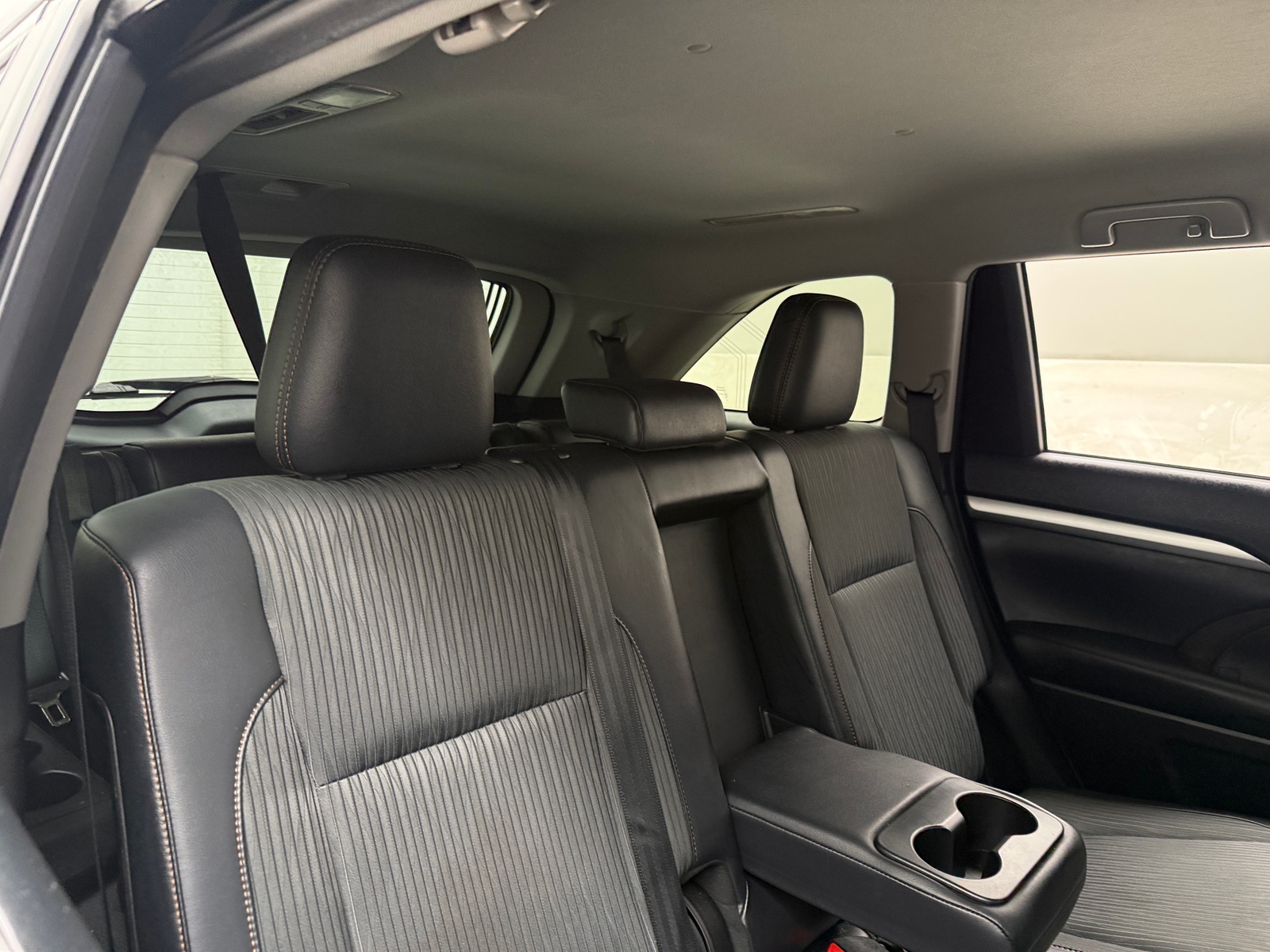Thumbnail: 2019 Toyota Highlander - 5