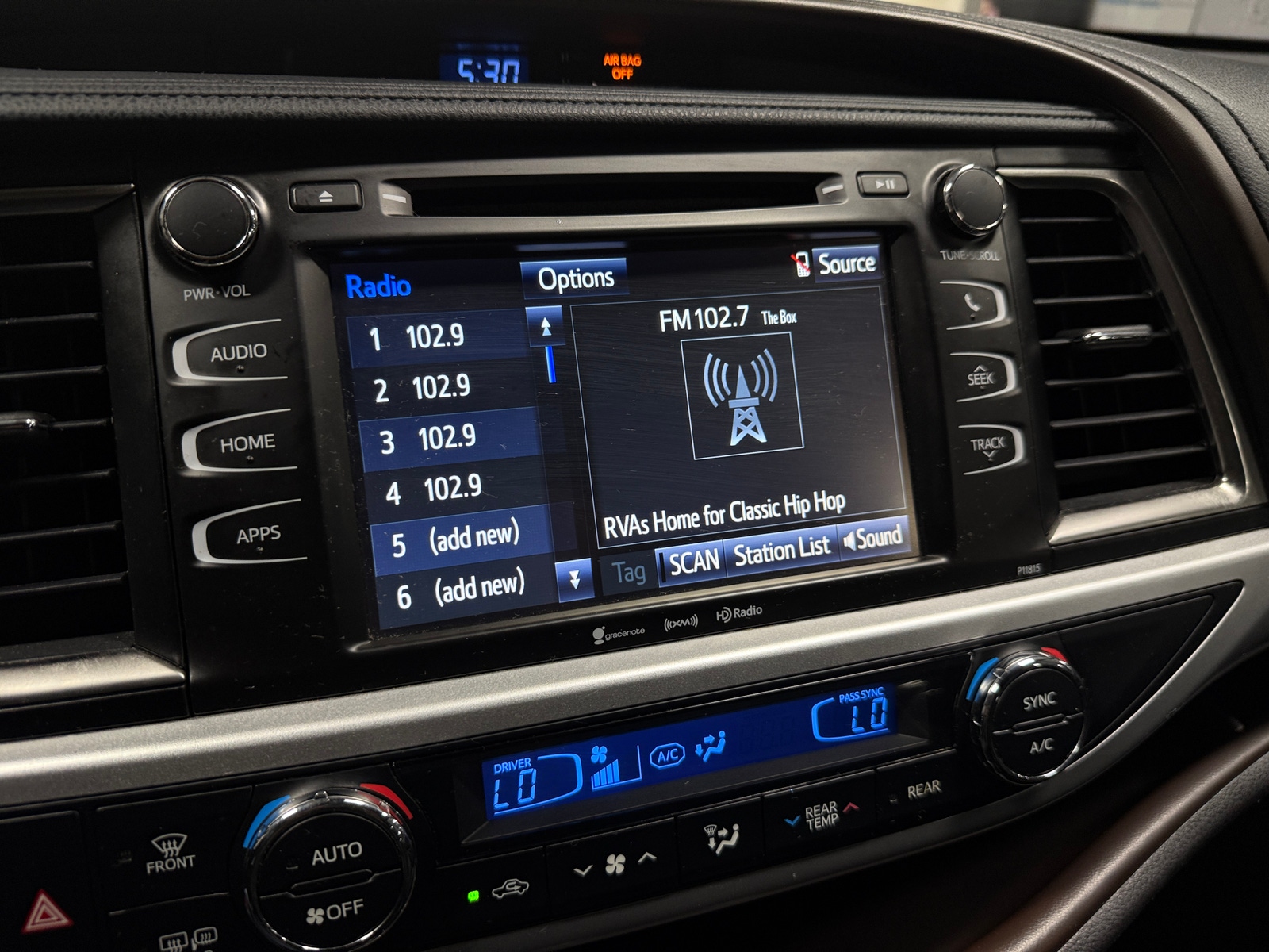 Thumbnail: 2019 Toyota Highlander - 3