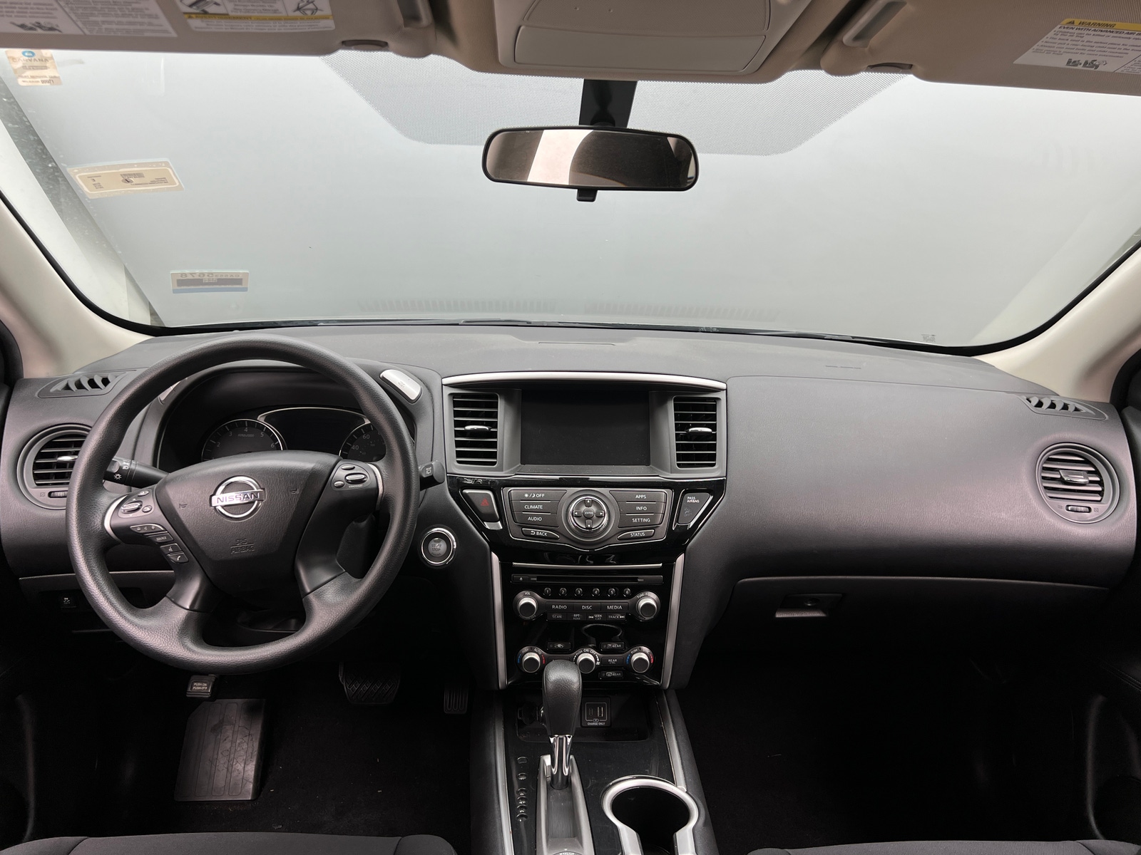 Thumbnail: 2019 Nissan Pathfinder - 3