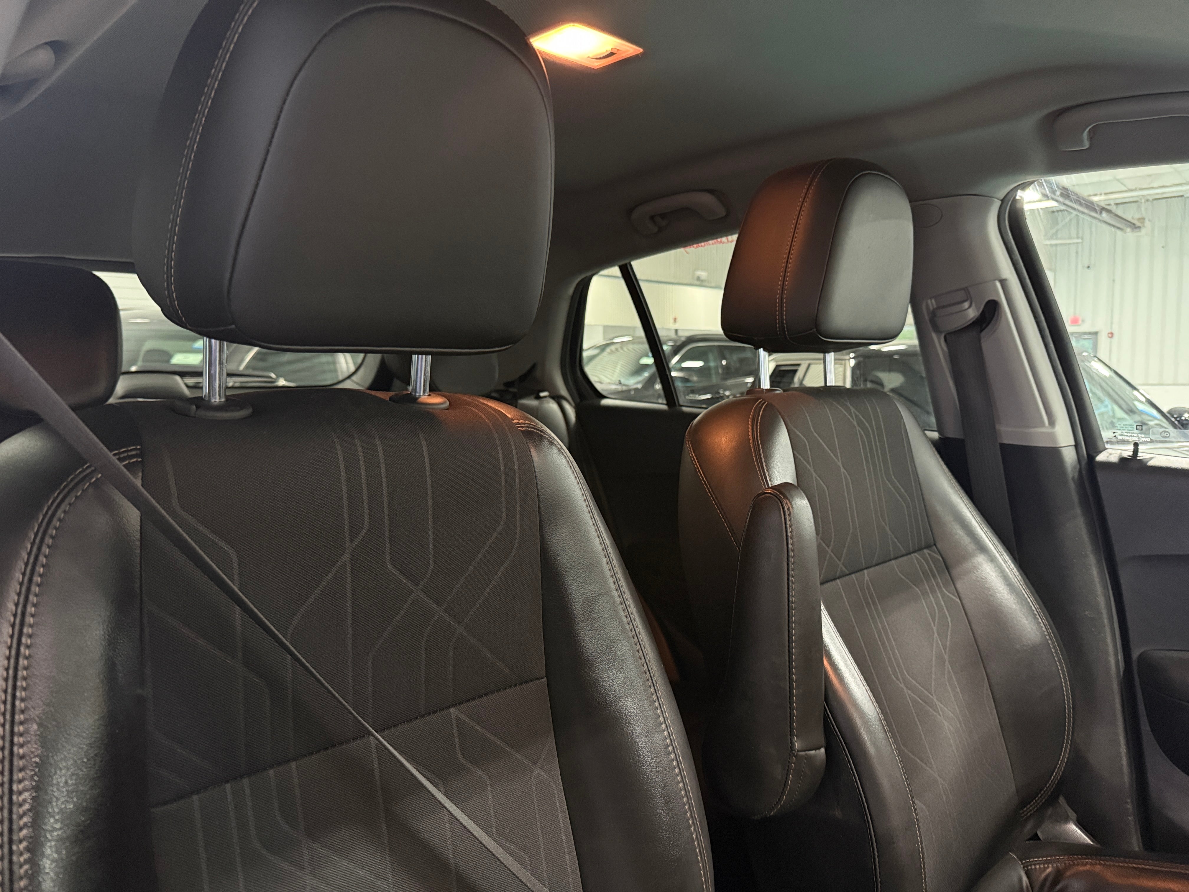 2019 Chevrolet Trax LT - Photo 4