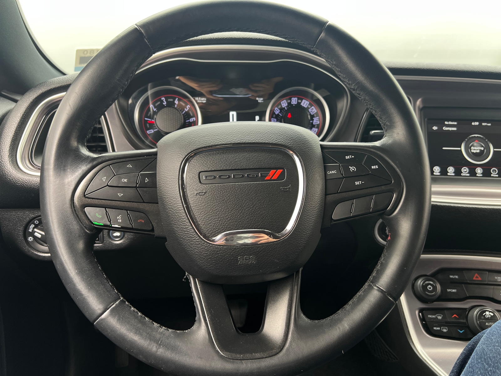 Thumbnail: 2019 Dodge Challenger - 4
