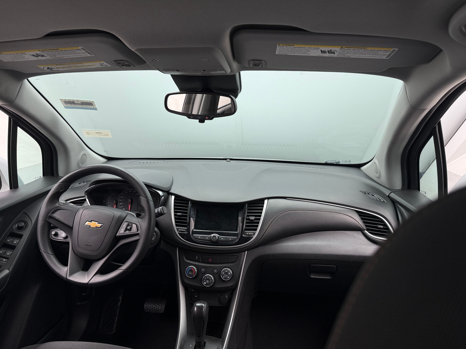 Thumbnail: 2018 Chevrolet Trax - 3
