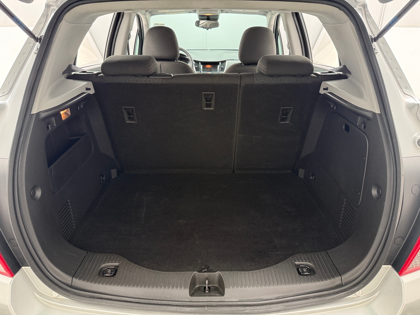 Thumbnail: 2018 Chevrolet Trax - 7