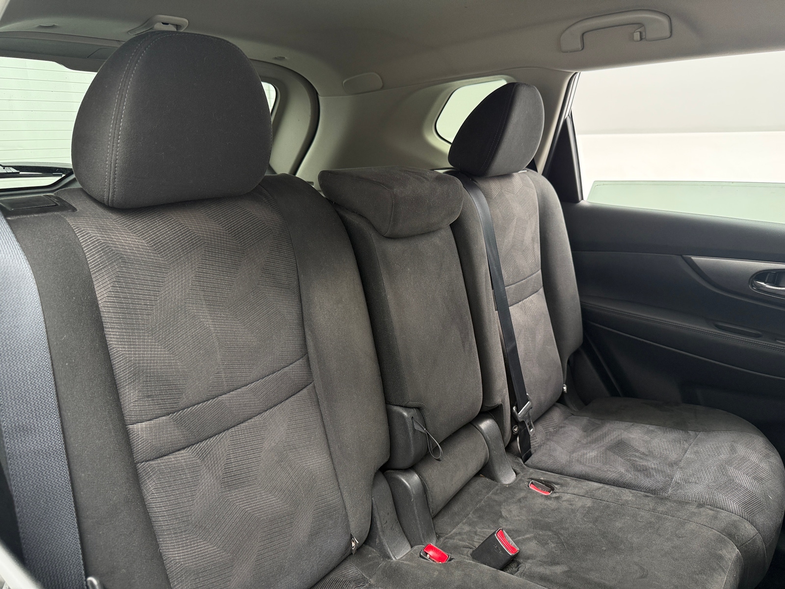 Thumbnail: 2015 Nissan Rogue - 6