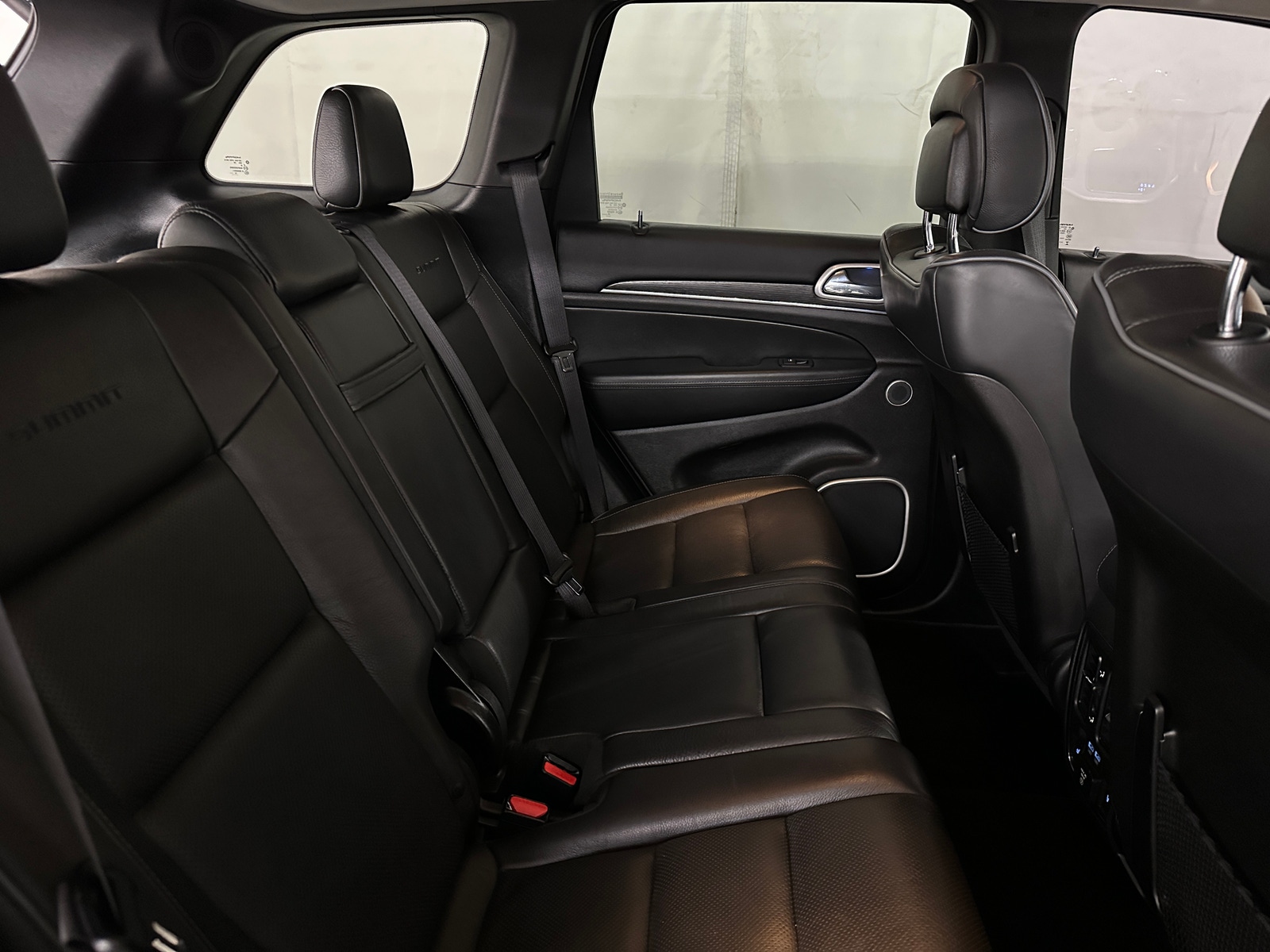 Thumbnail: 2020 Jeep Grand Cherokee - 5