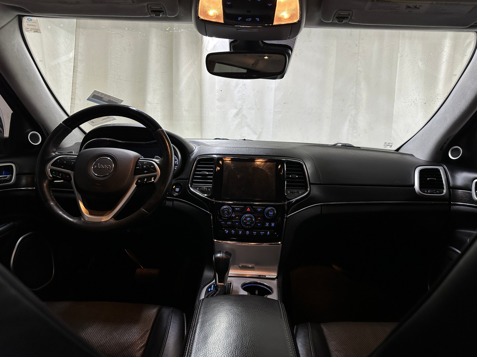 Thumbnail: 2020 Jeep Grand Cherokee - 2