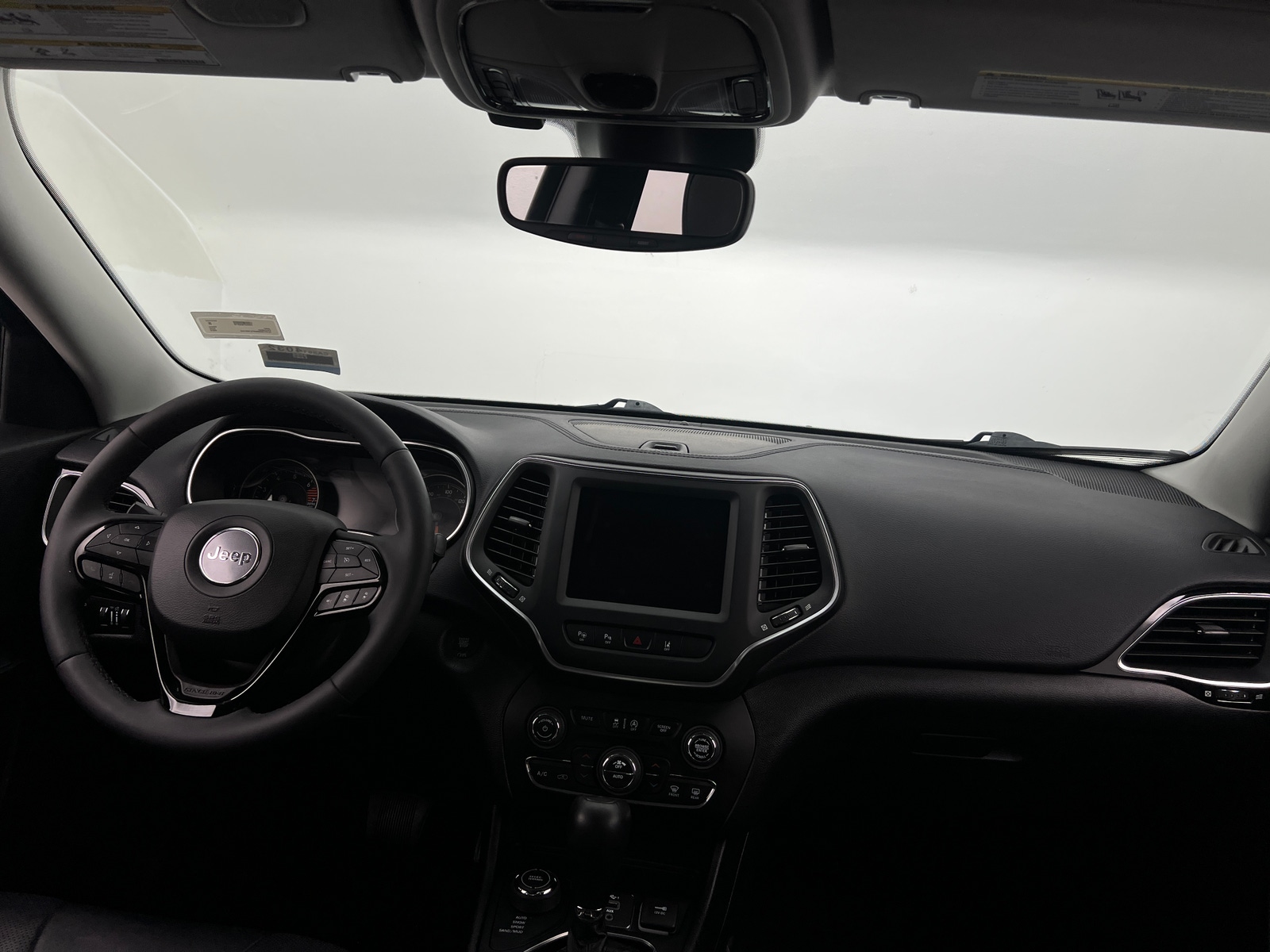 Thumbnail: 2023 Jeep Cherokee - 2