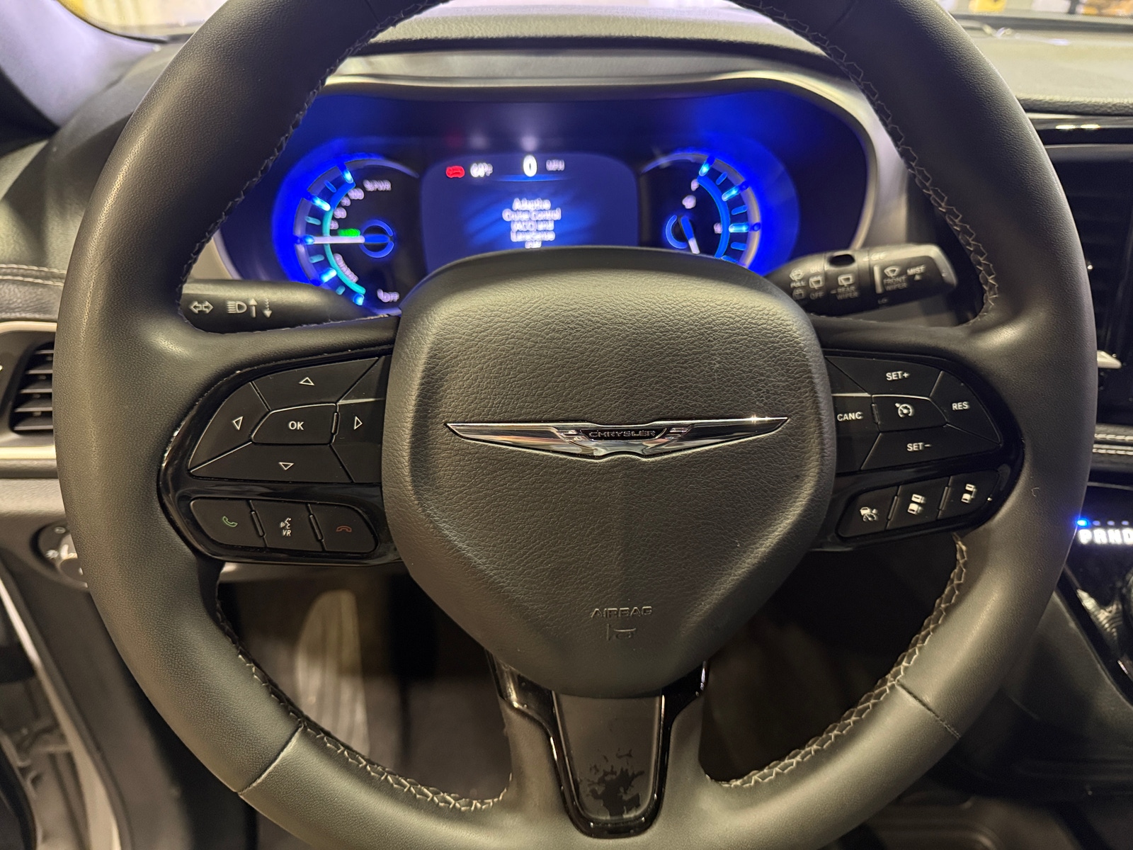 Thumbnail: 2024 Chrysler Pacifica - 4