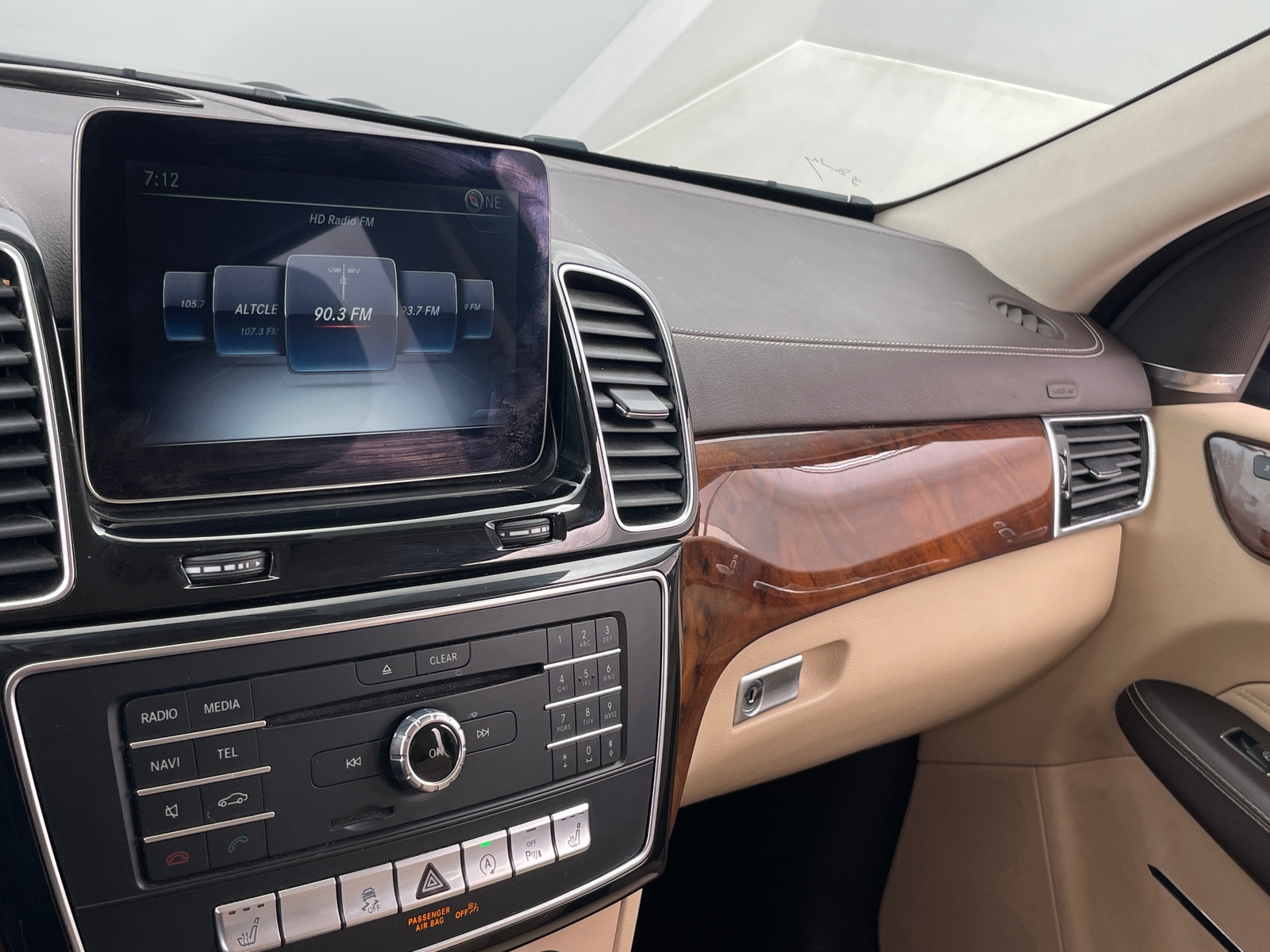 Thumbnail: 2019 Mercedes-Benz GLS - 3
