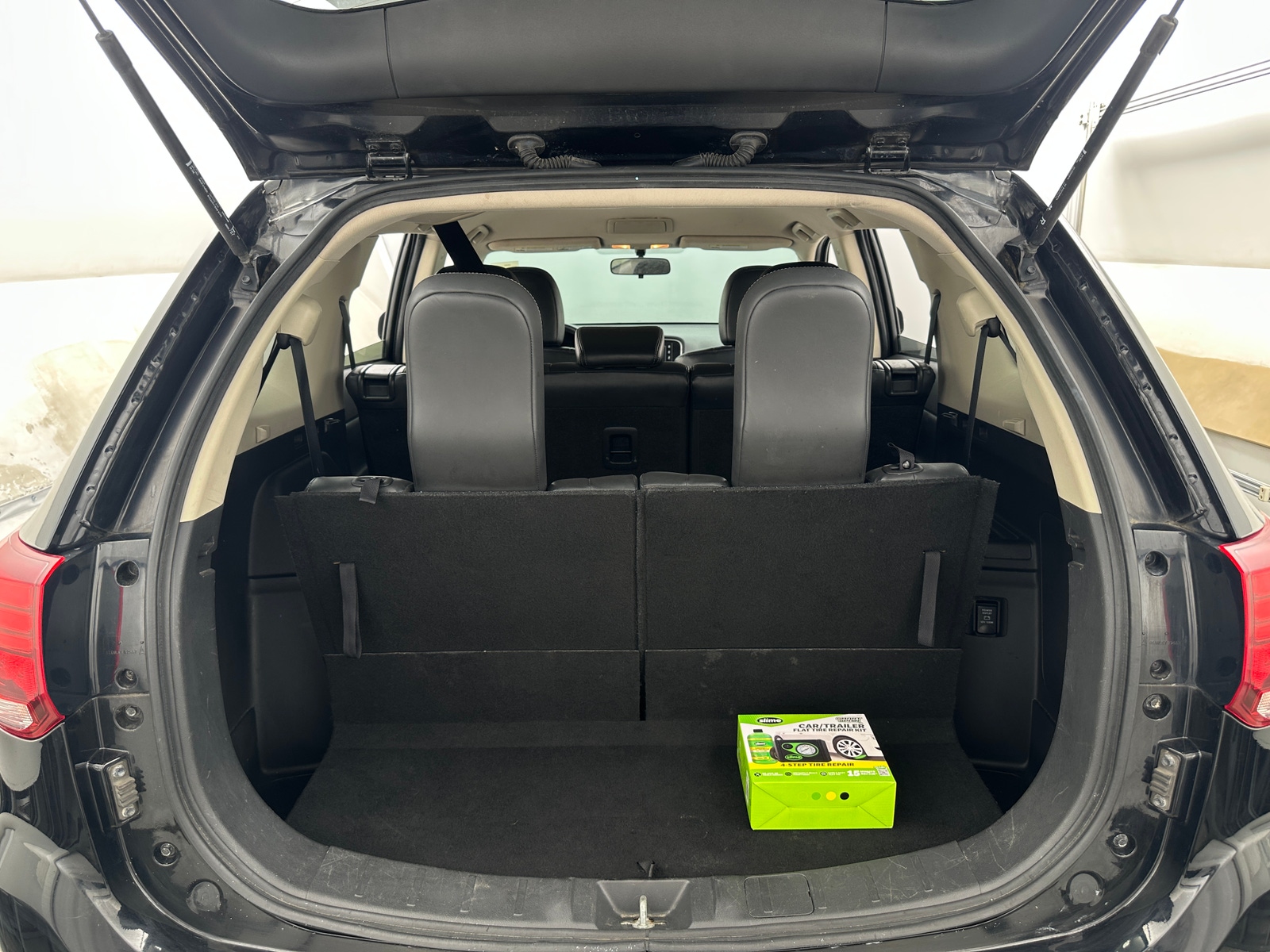 Thumbnail: 2019 Mitsubishi Outlander - 7
