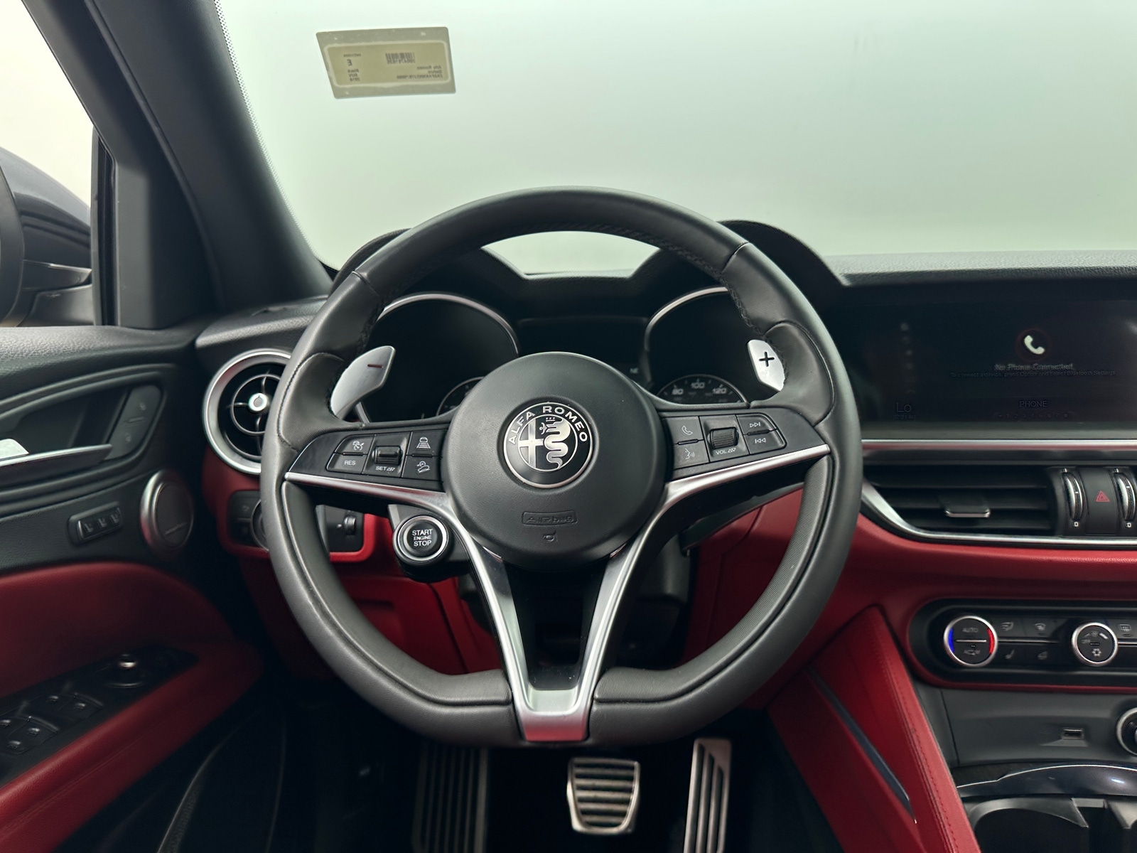 Thumbnail: 2018 Alfa Romeo Stelvio - 4