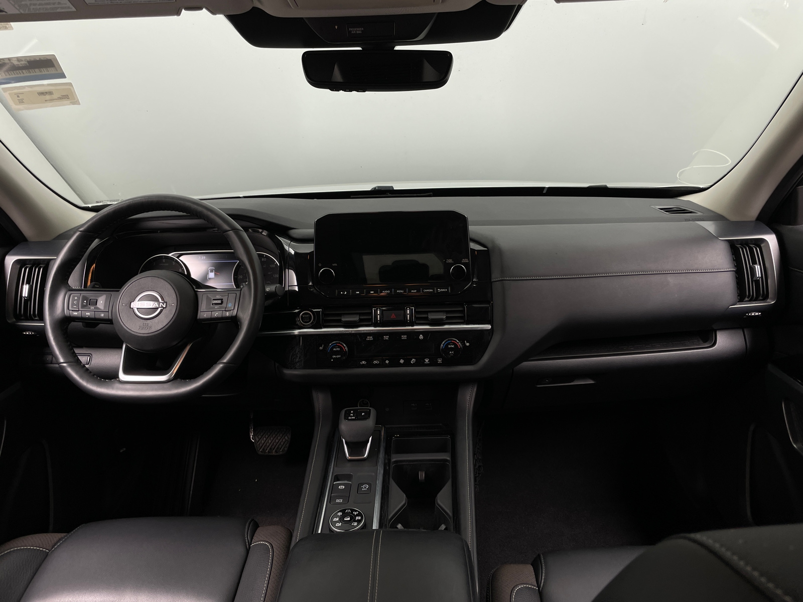 Thumbnail: 2023 Nissan Pathfinder - 2