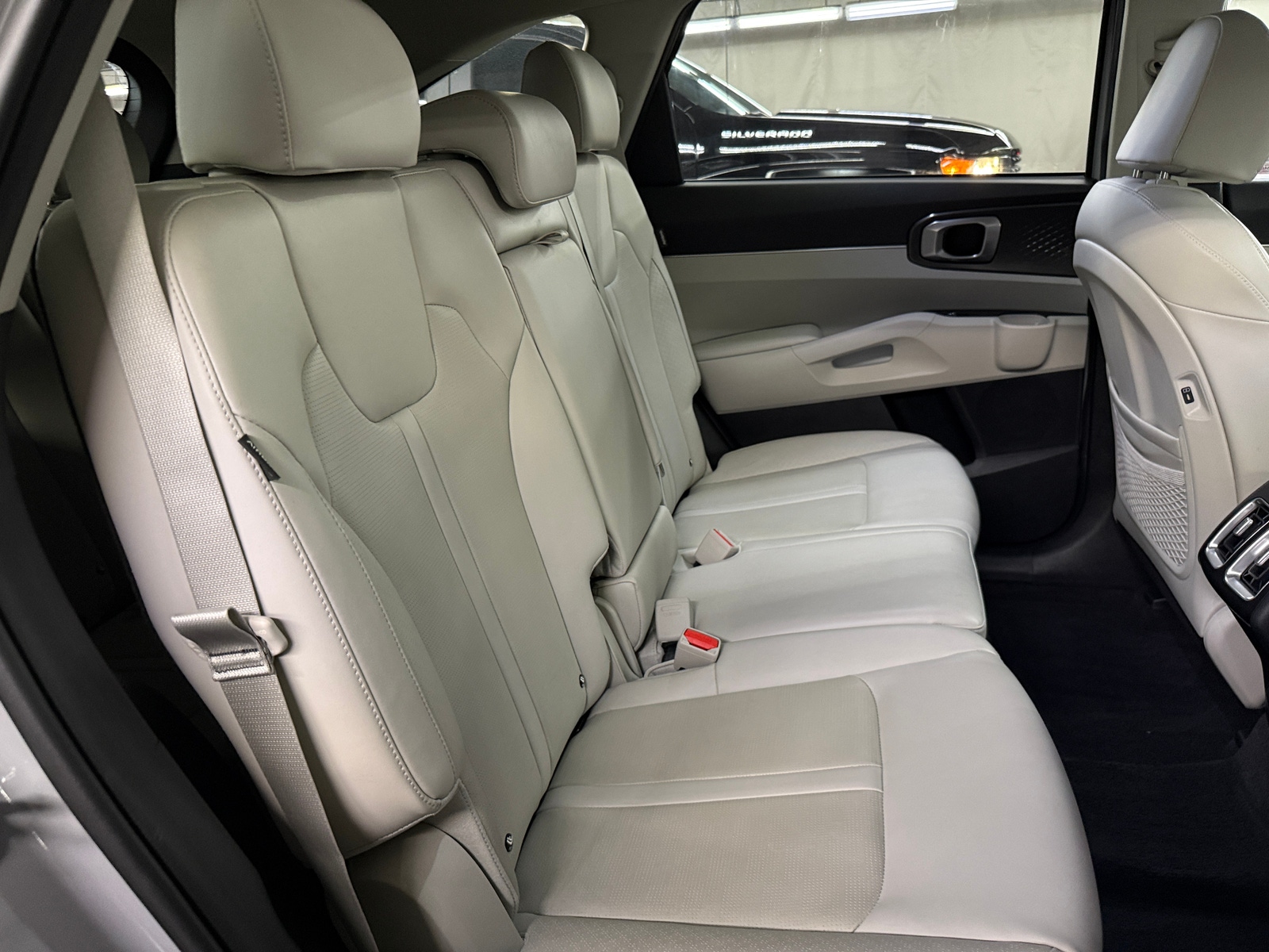 Thumbnail: 2025 Kia Sorento - 5