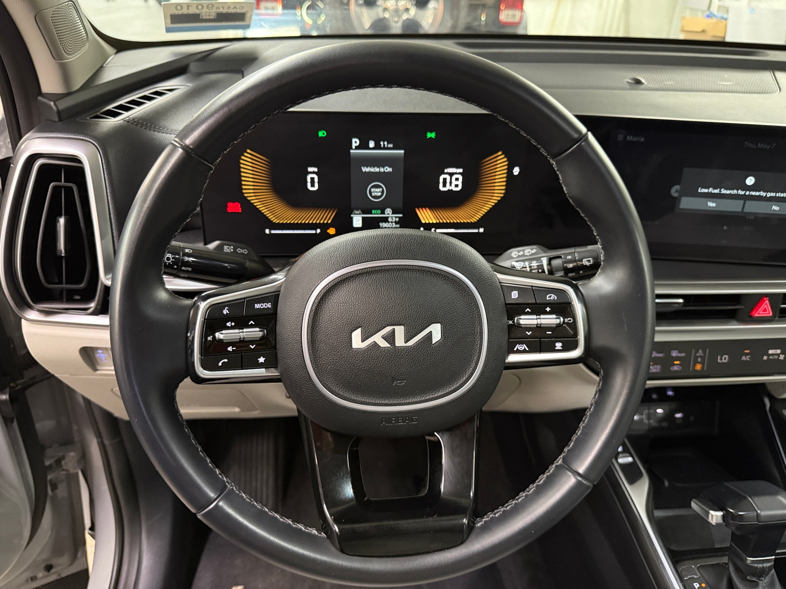 Thumbnail: 2025 Kia Sorento - 4