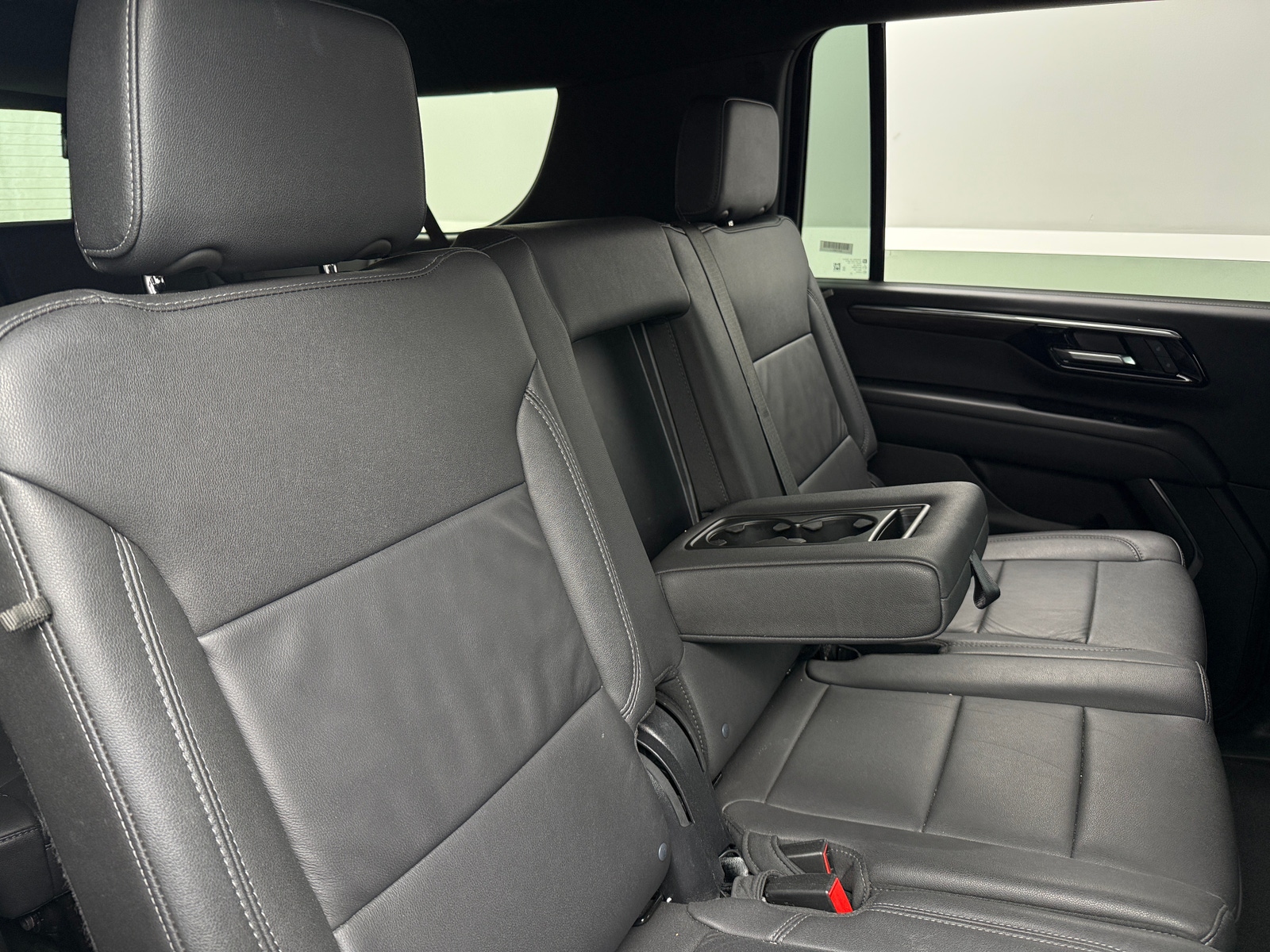 Thumbnail: 2025 Chevrolet Suburban - 5