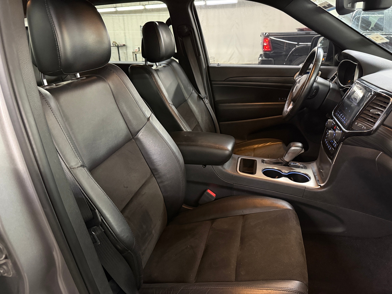 Thumbnail: 2019 Jeep Grand Cherokee - 2