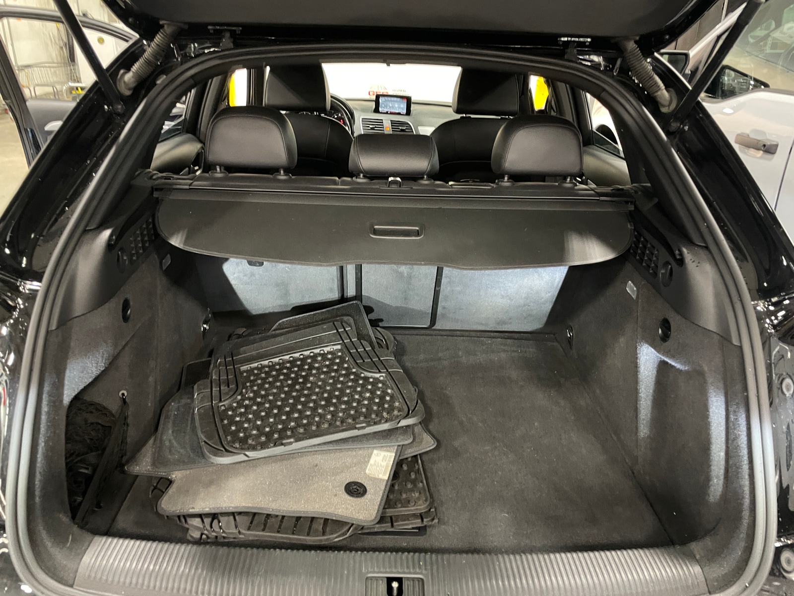 Thumbnail: 2018 Audi Q3 - 6