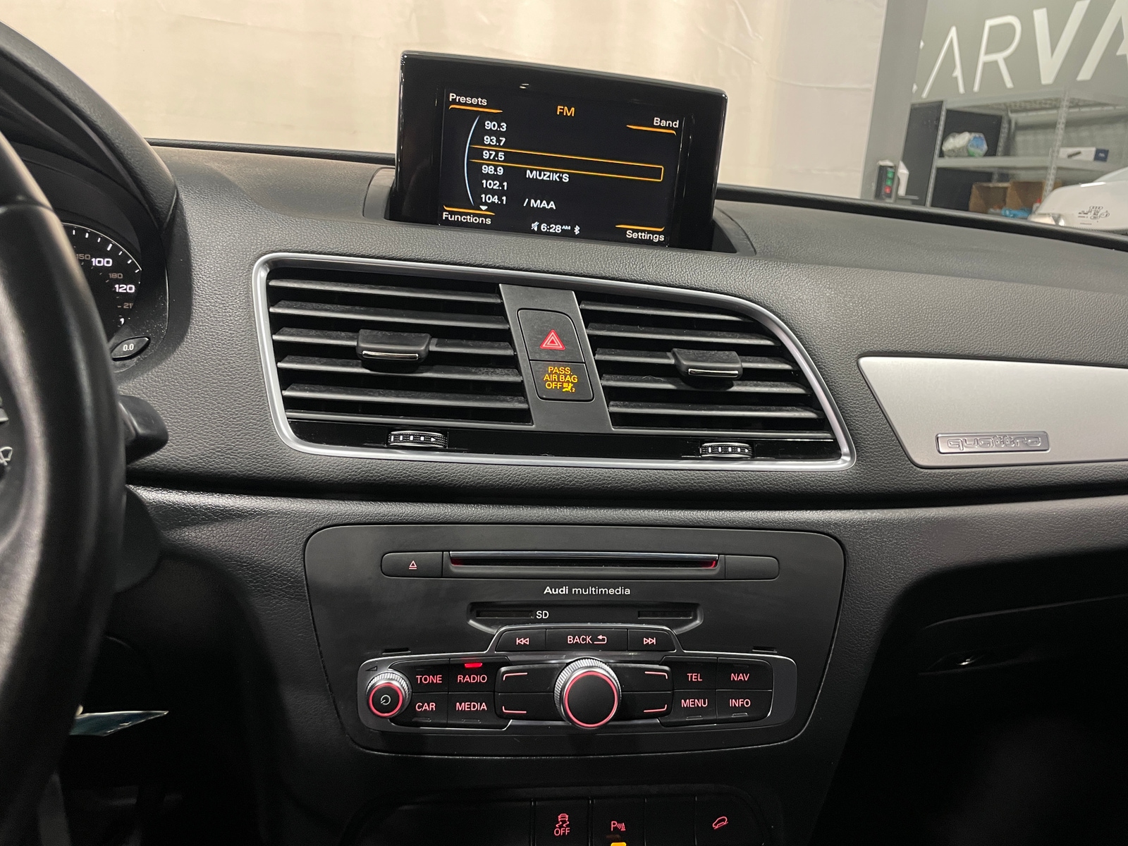 Thumbnail: 2018 Audi Q3 - 3