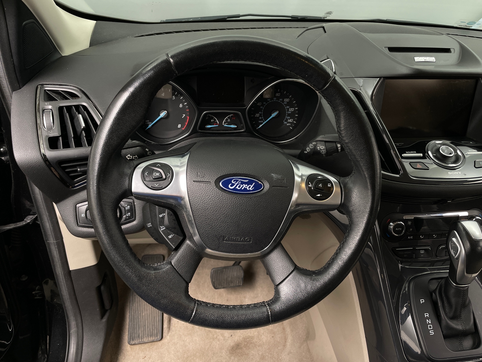 Thumbnail: 2015 Ford Escape - 4