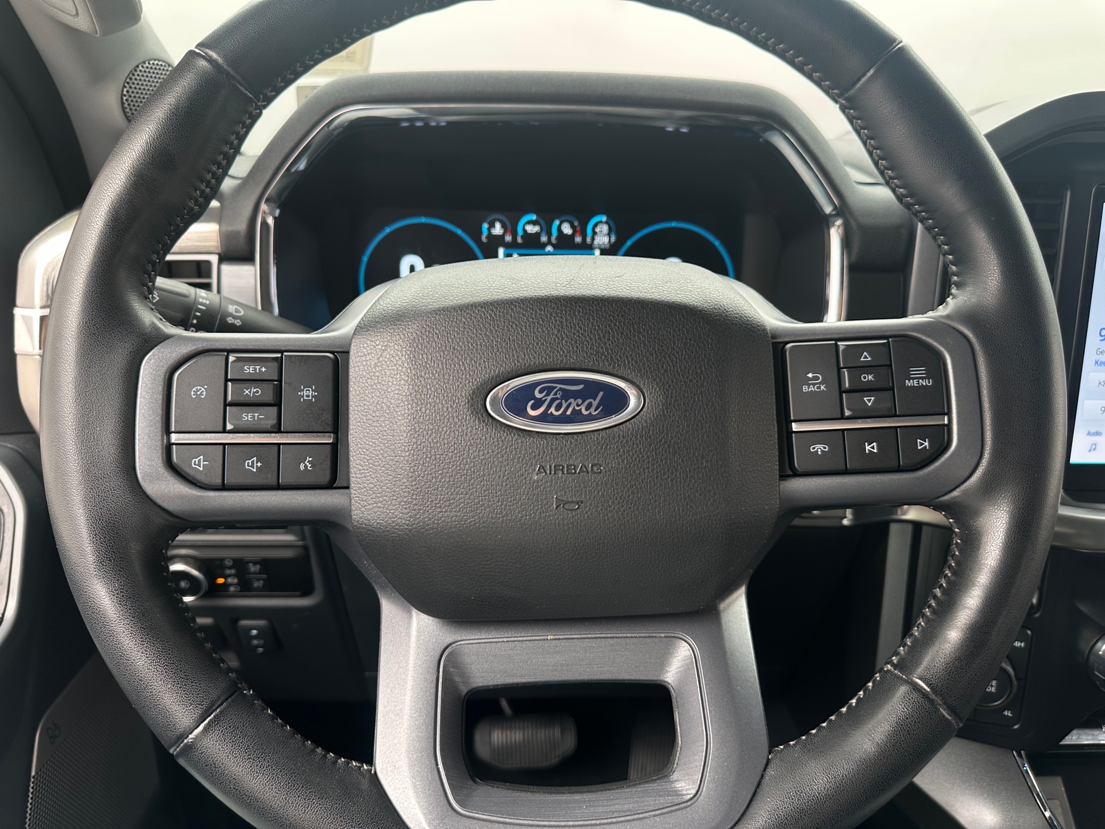 Thumbnail: 2023 Ford Econoline - 5