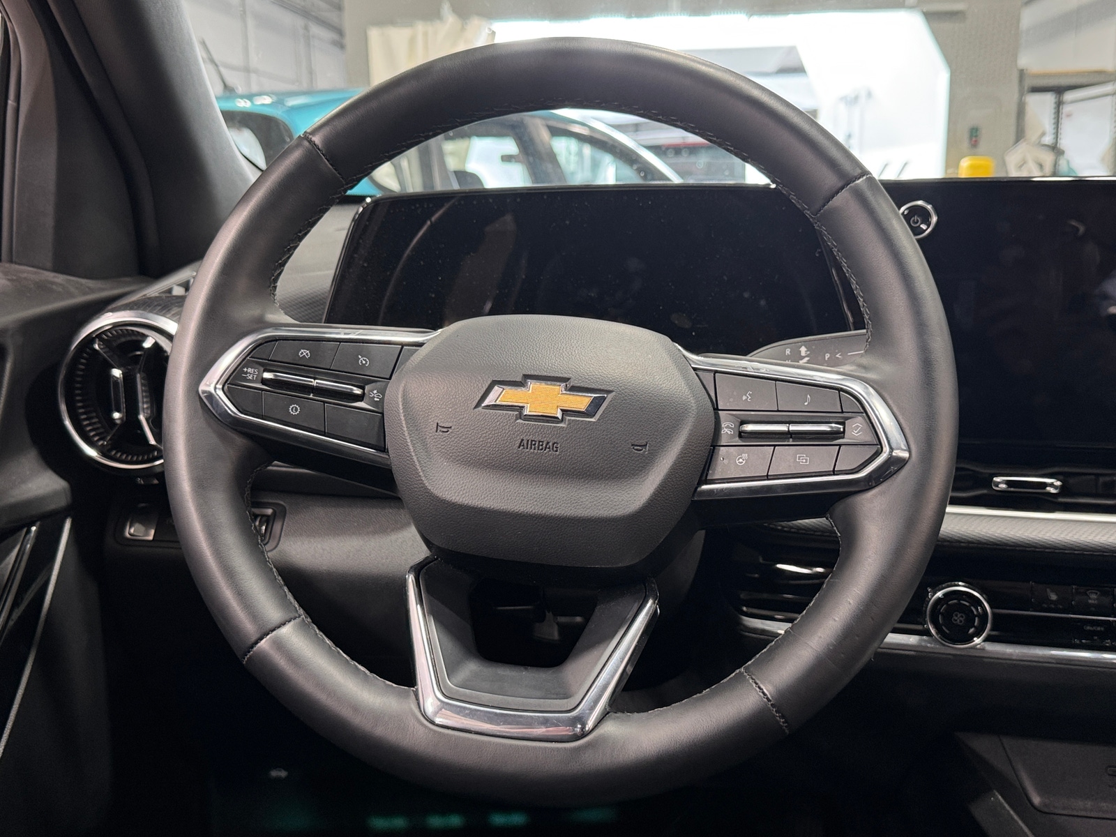 Thumbnail: 2025 Chevrolet Equinox - 5
