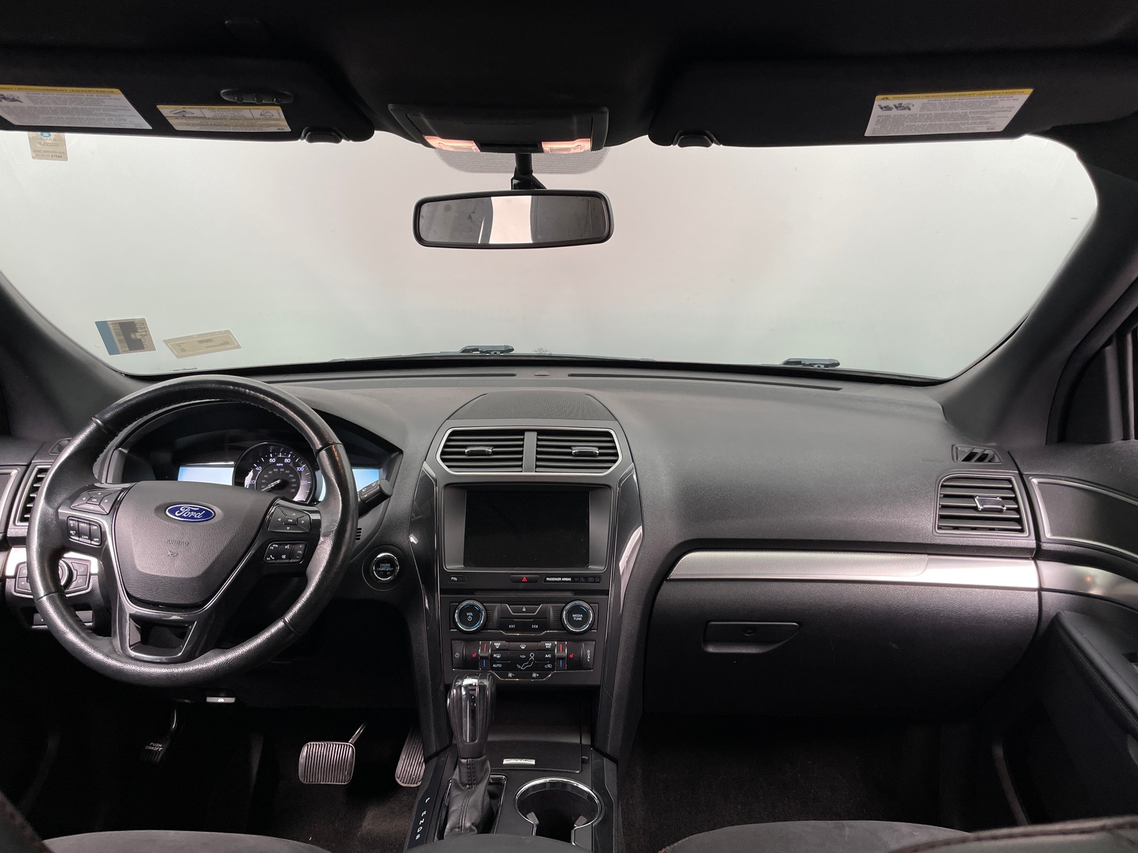 Thumbnail: 2018 Ford Explorer - 3