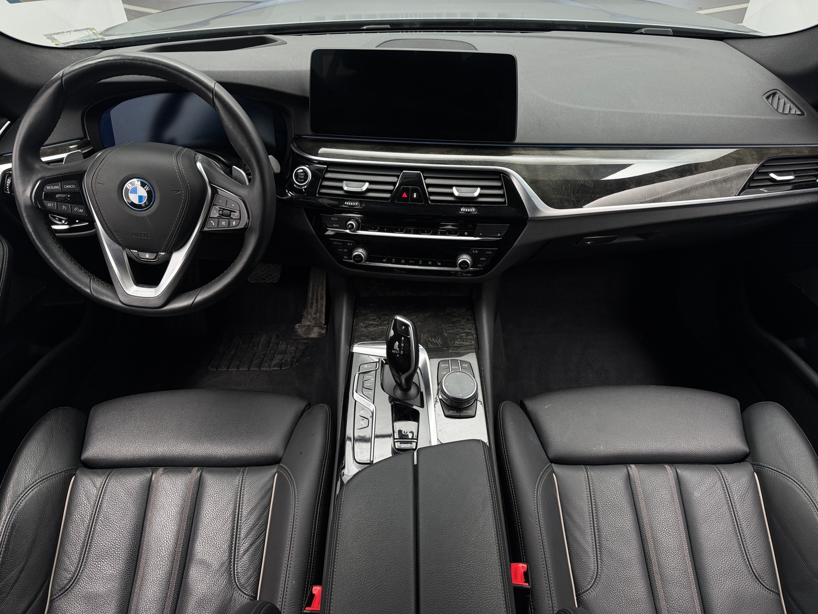 Thumbnail: 2023 BMW 5 Series - 2