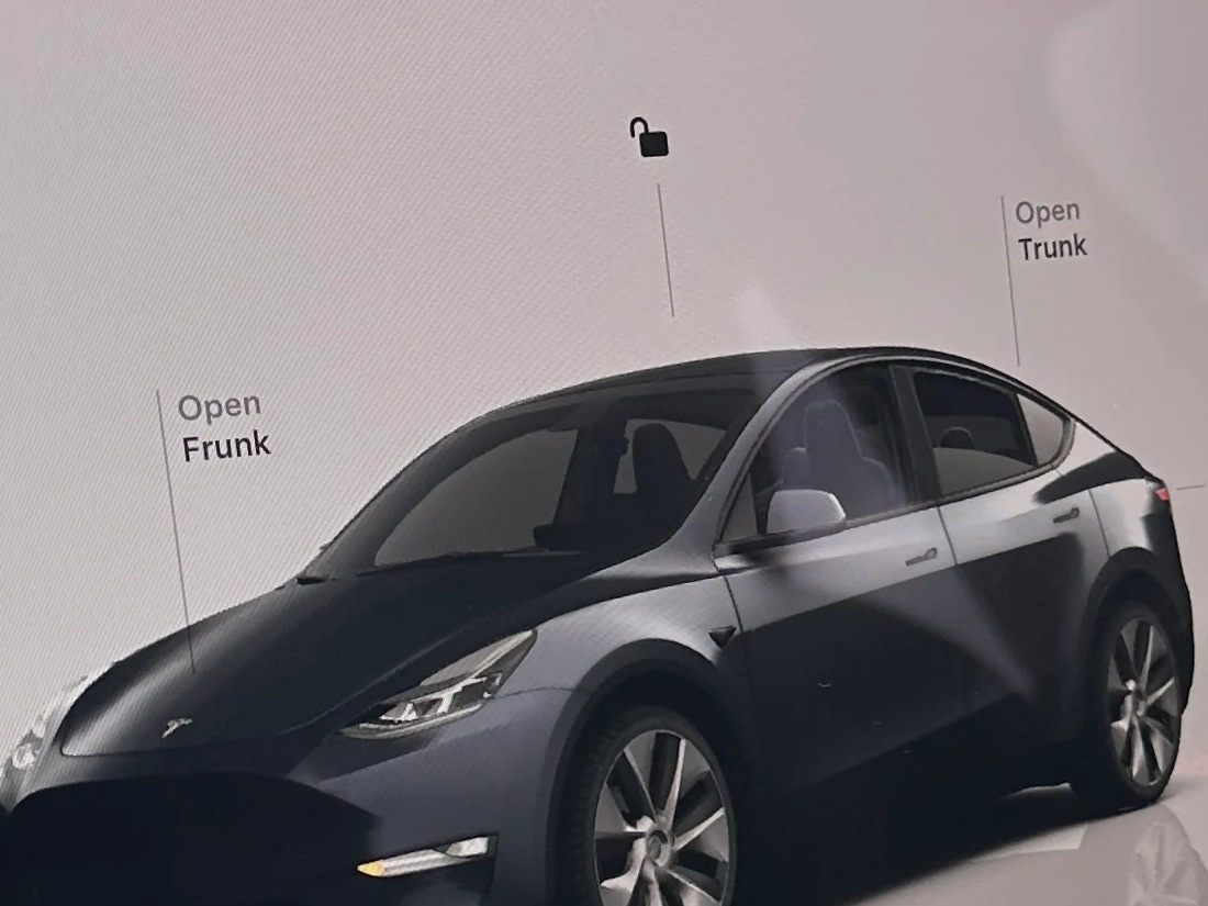 Thumbnail: 2023 Tesla Model Y - 3