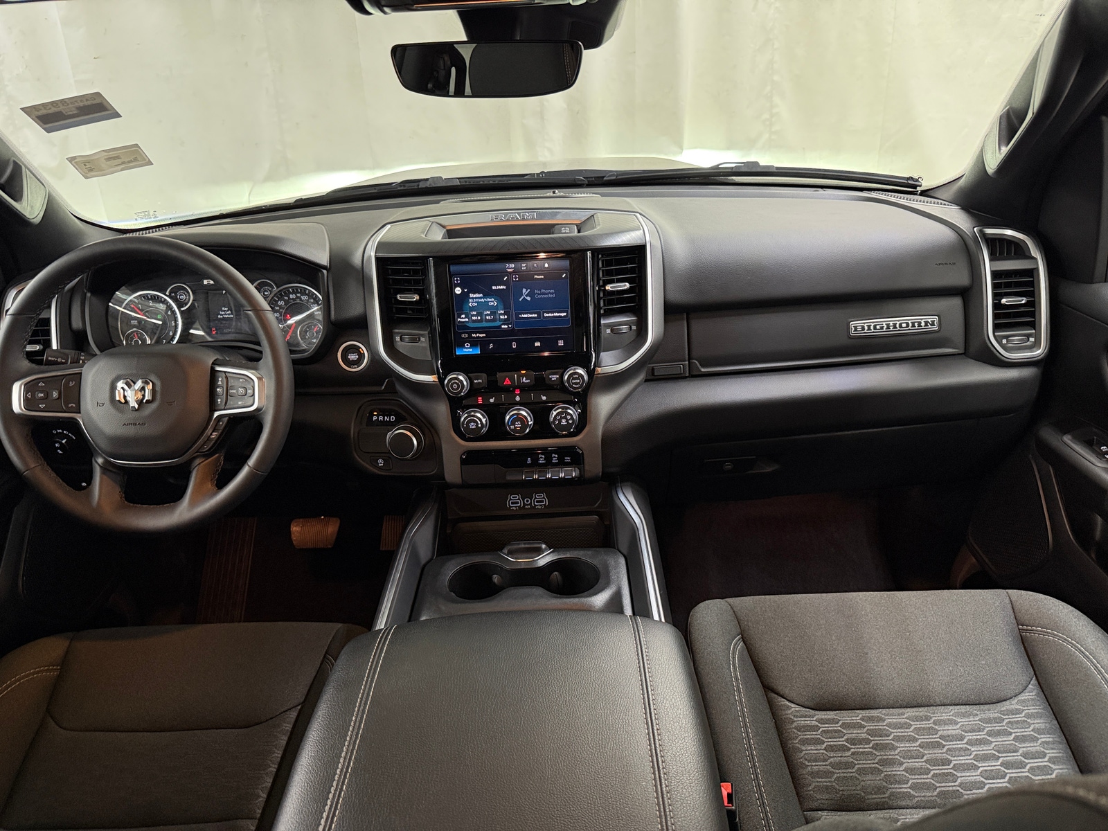 Thumbnail: 2025 RAM 1500 - 3