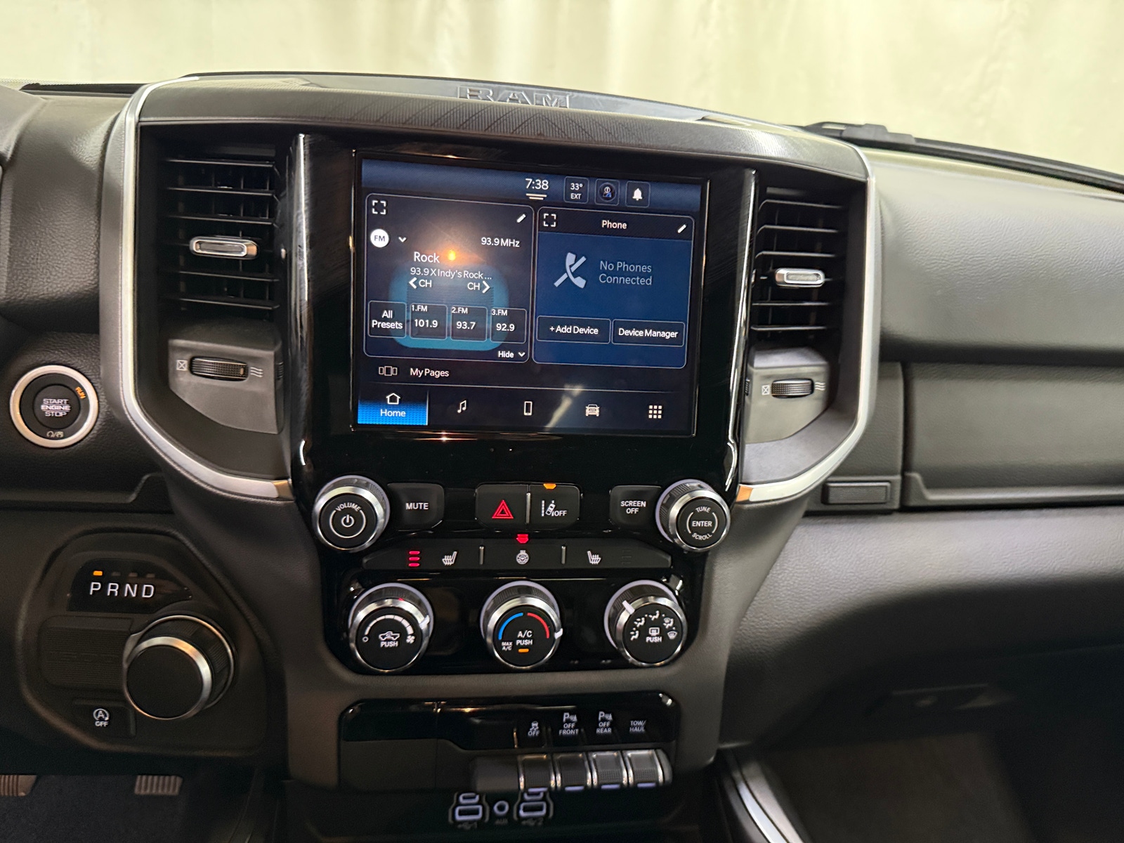 Thumbnail: 2025 RAM 1500 - 4