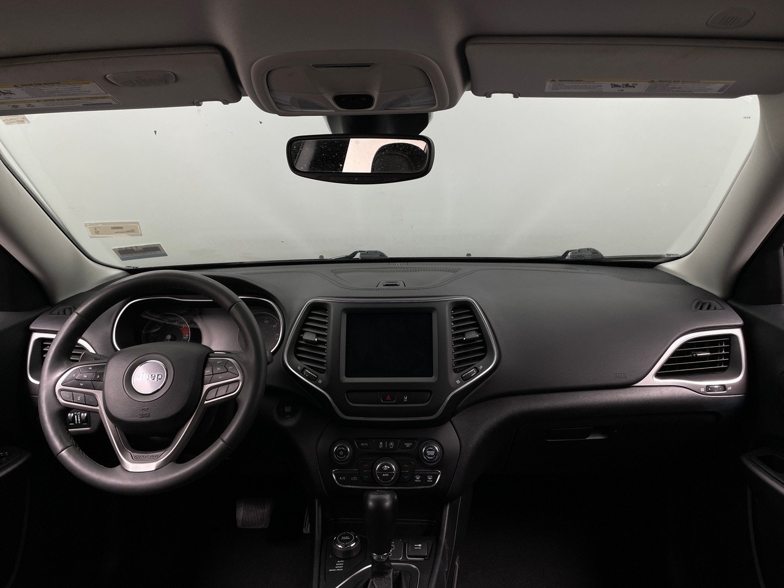 Thumbnail: 2022 Jeep Cherokee - 2