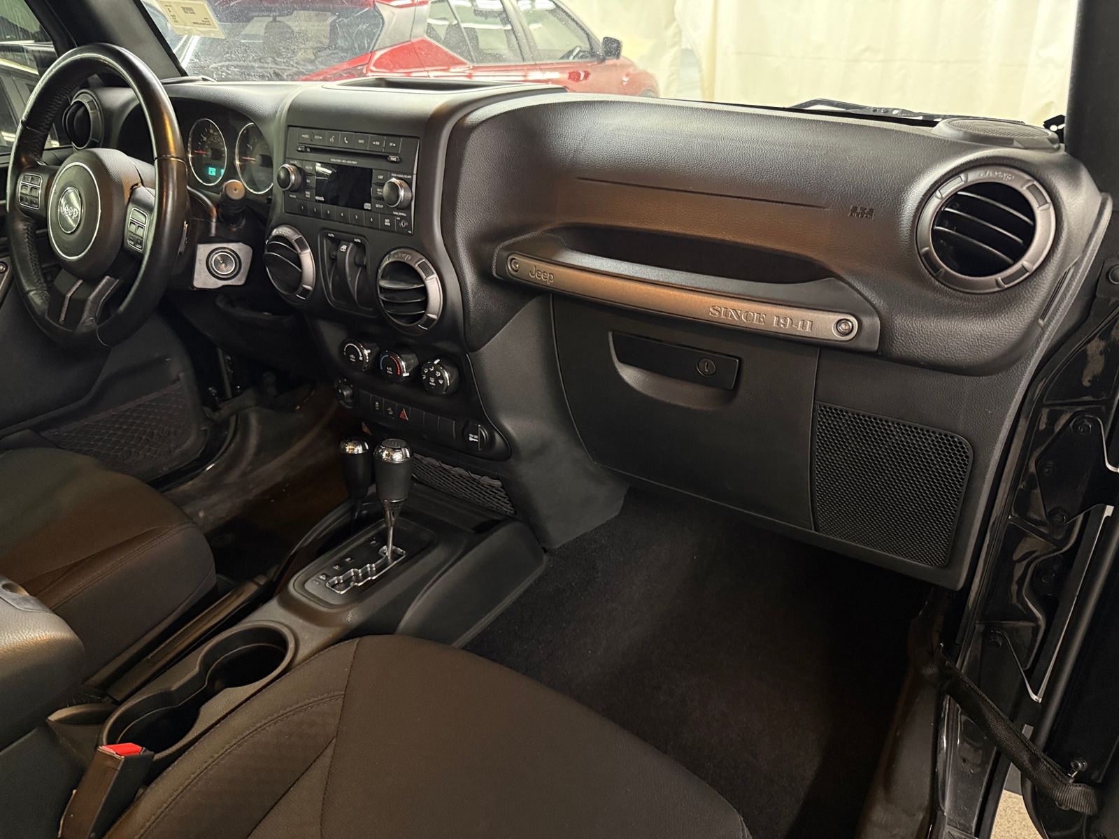 Thumbnail: 2018 Jeep Wrangler - 3