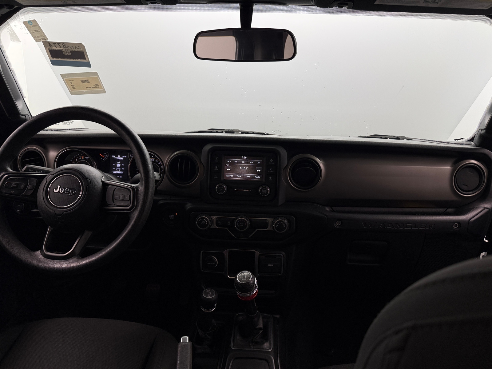 Thumbnail: 2019 Jeep Wrangler - 3