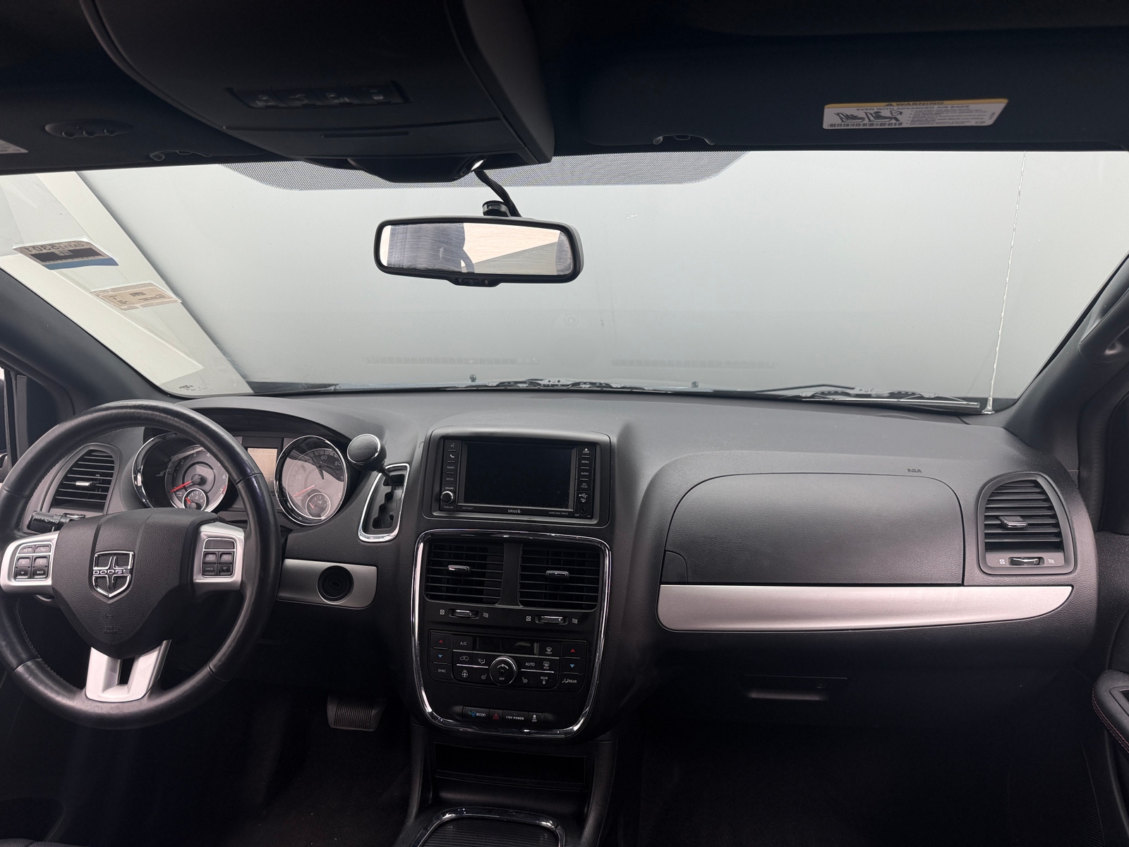 Thumbnail: 2017 Dodge Grand Caravan - 2