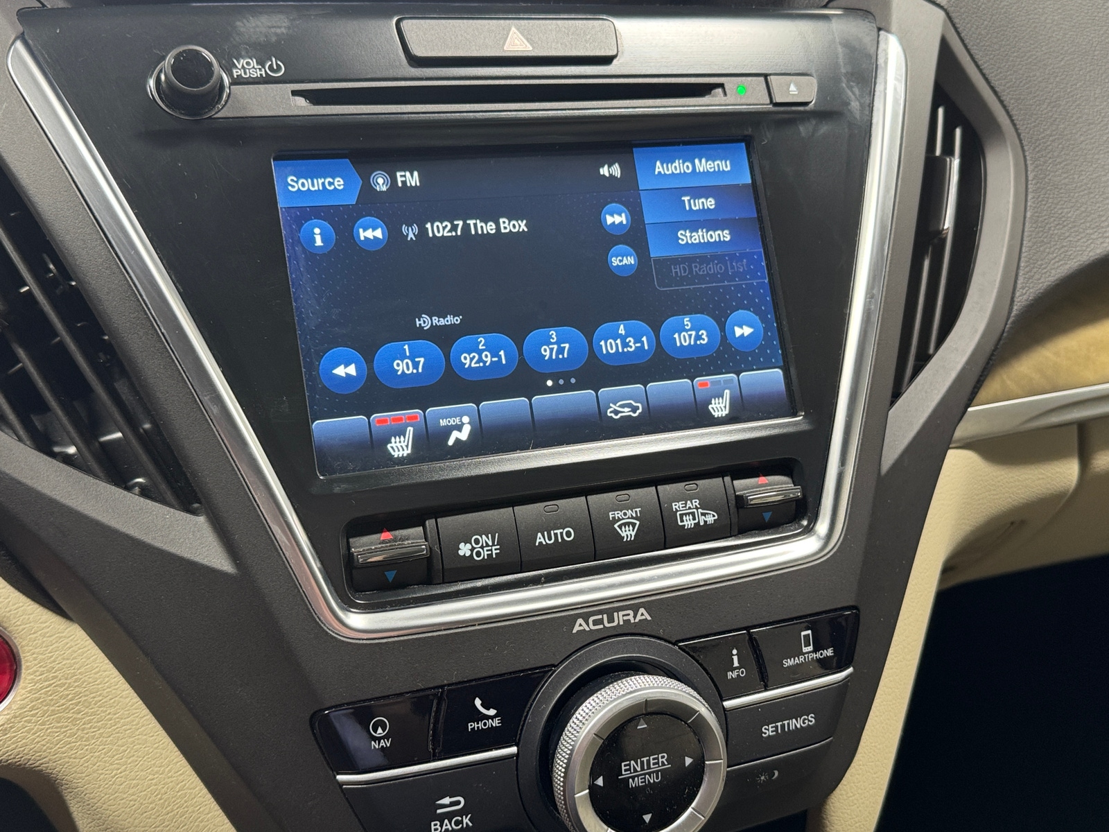 Thumbnail: 2020 Acura MDX - 3