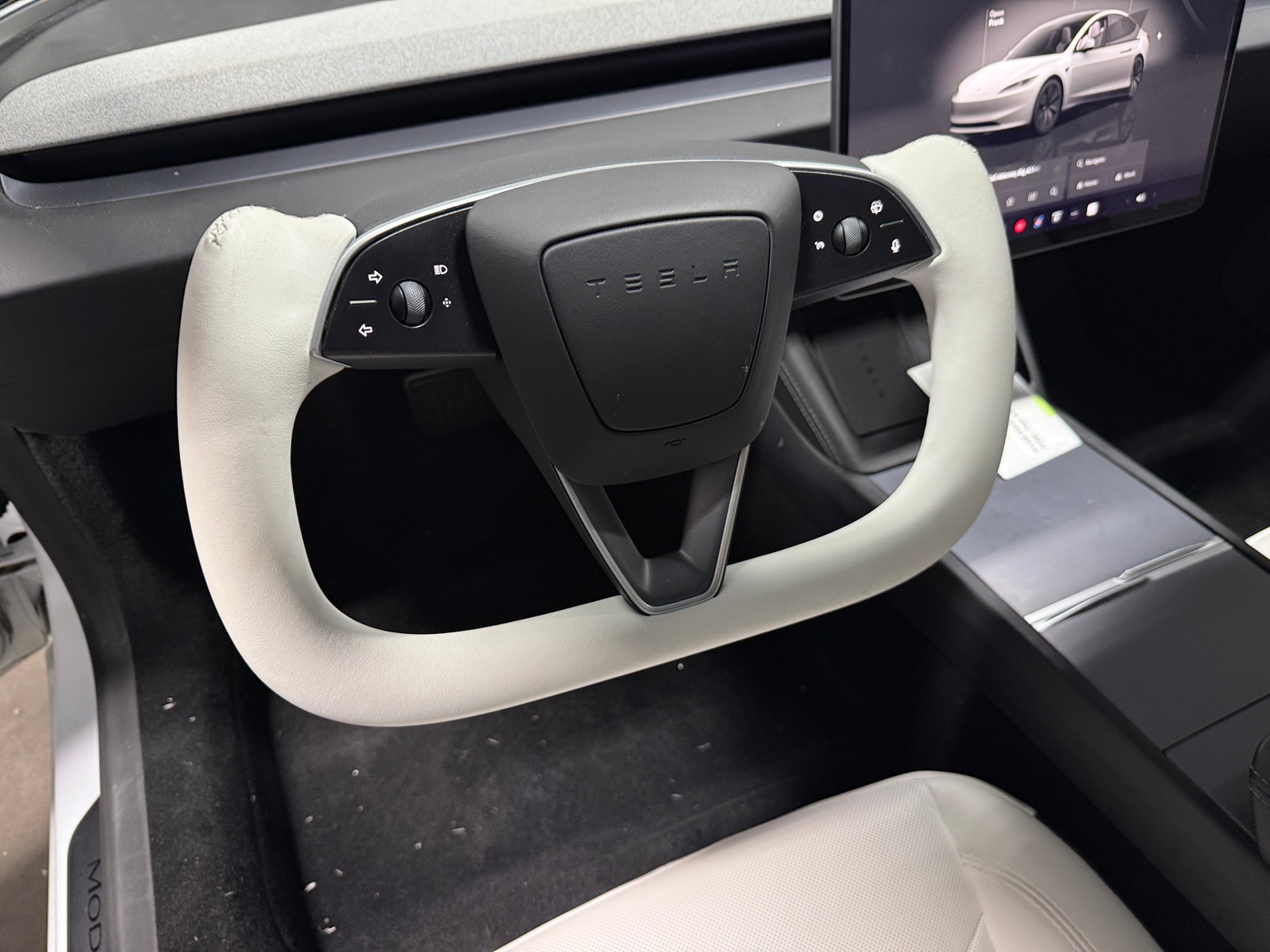 Thumbnail: 2025 Tesla Model 3 - 4