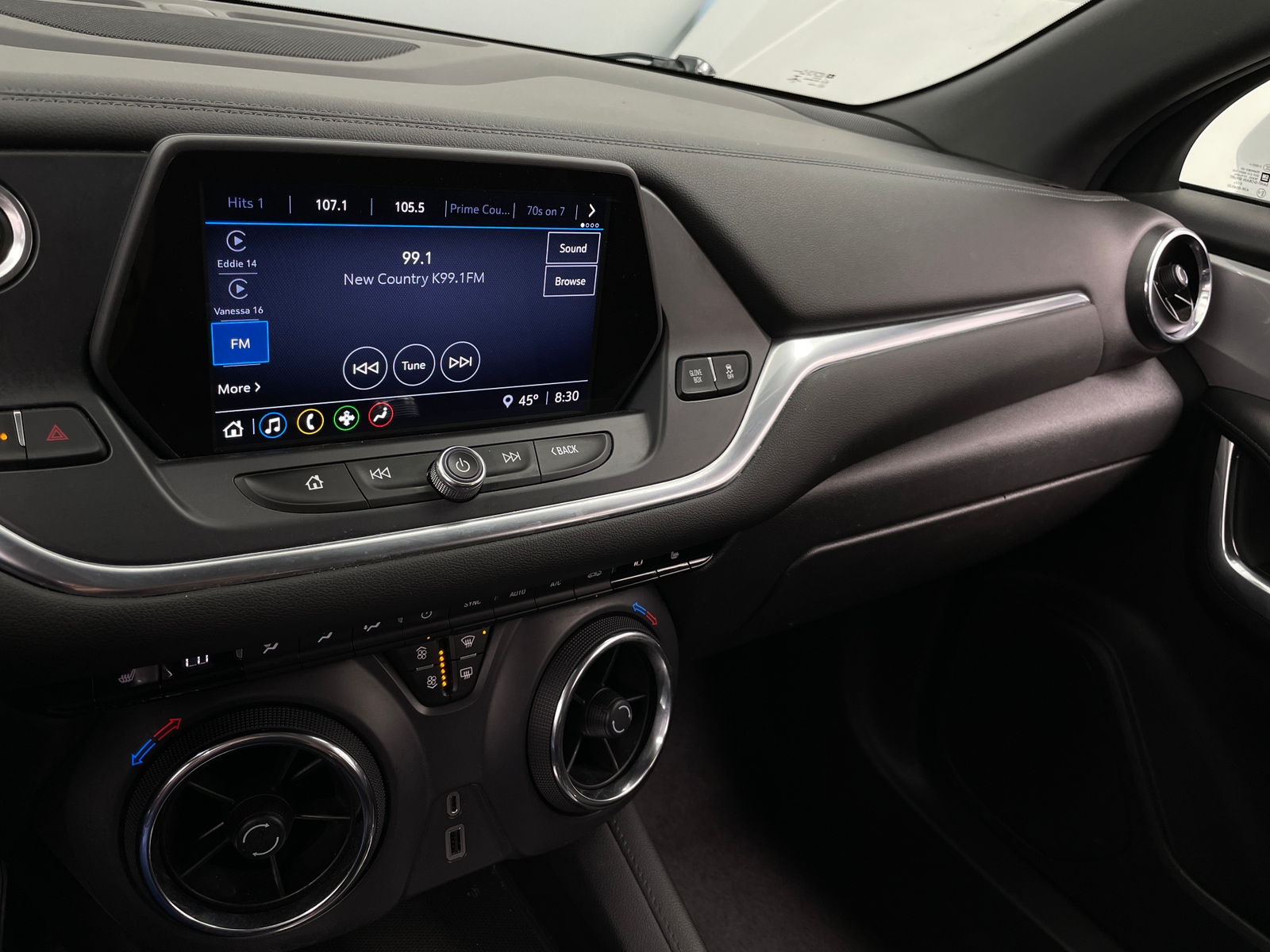 Thumbnail: 2021 Chevrolet Blazer - 4