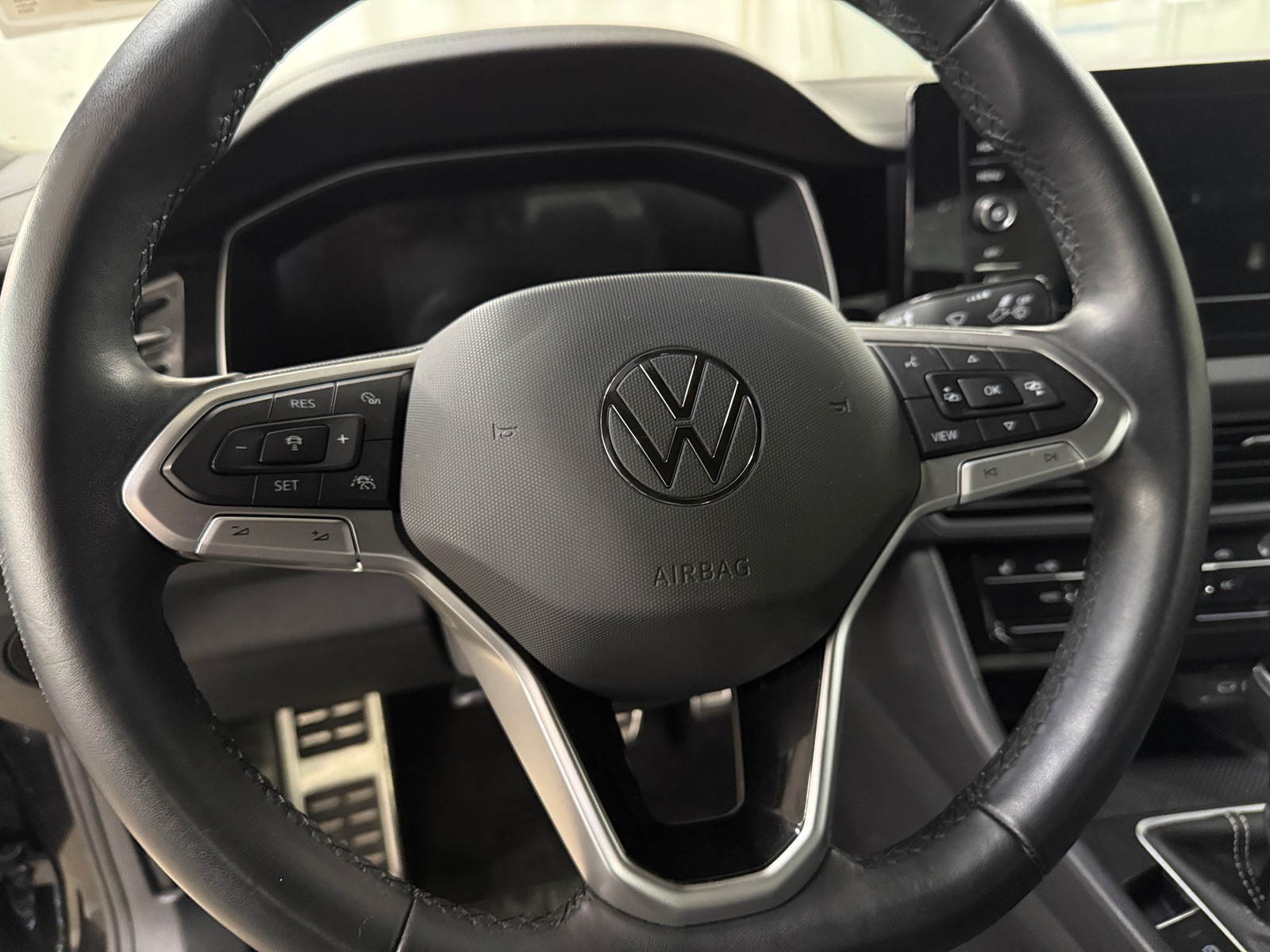 Thumbnail: 2025 Volkswagen Jetta - 5