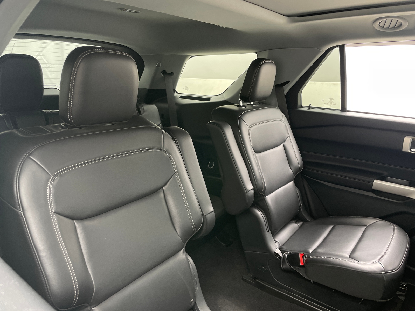 Thumbnail: 2023 Ford Explorer - 6