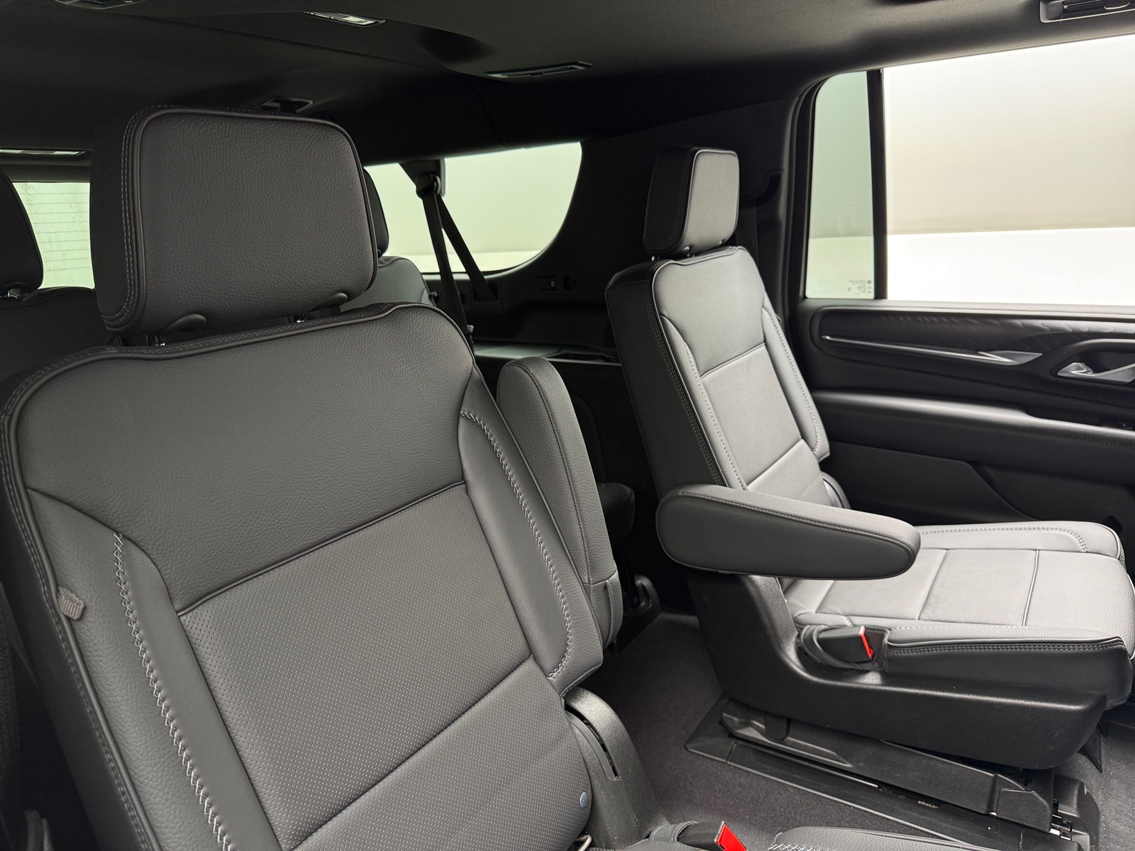 Thumbnail: 2021 GMC Yukon XL - 5